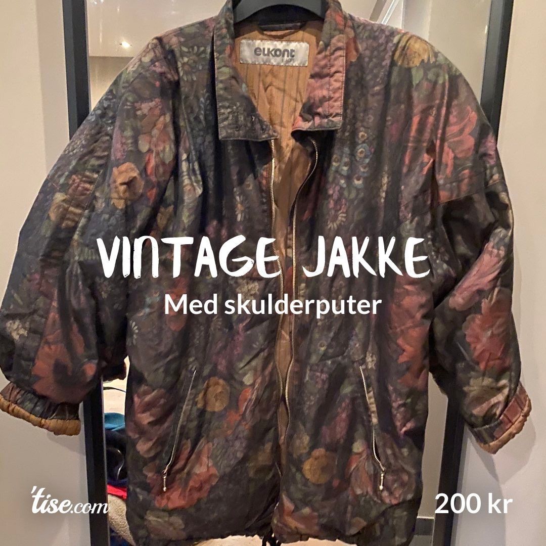 Vintage jakke med skulderputer | FINN.no Vintage jakke i saueskinn | FINN.no