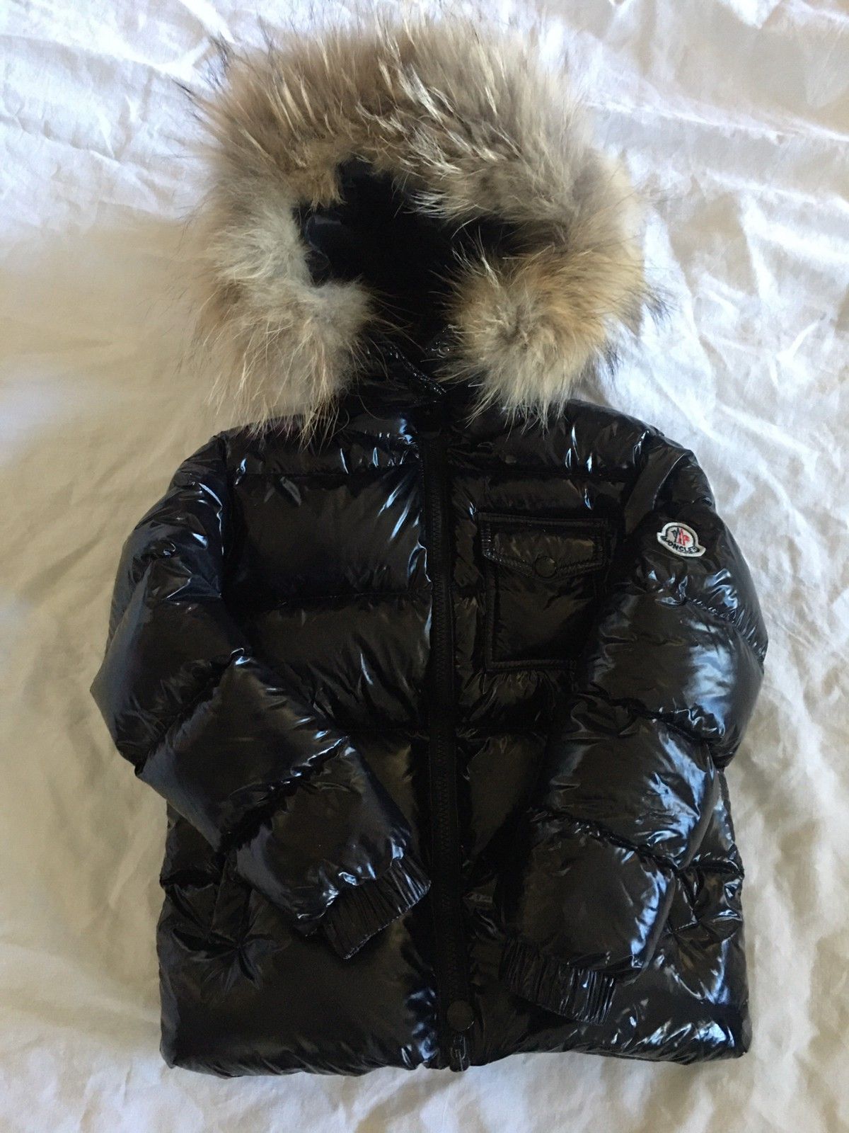 Vêr de terre Kjøpe, selge og utveksle annonser finn den Moncler jakke Kjøpe, selge og utveksle annonser finn den