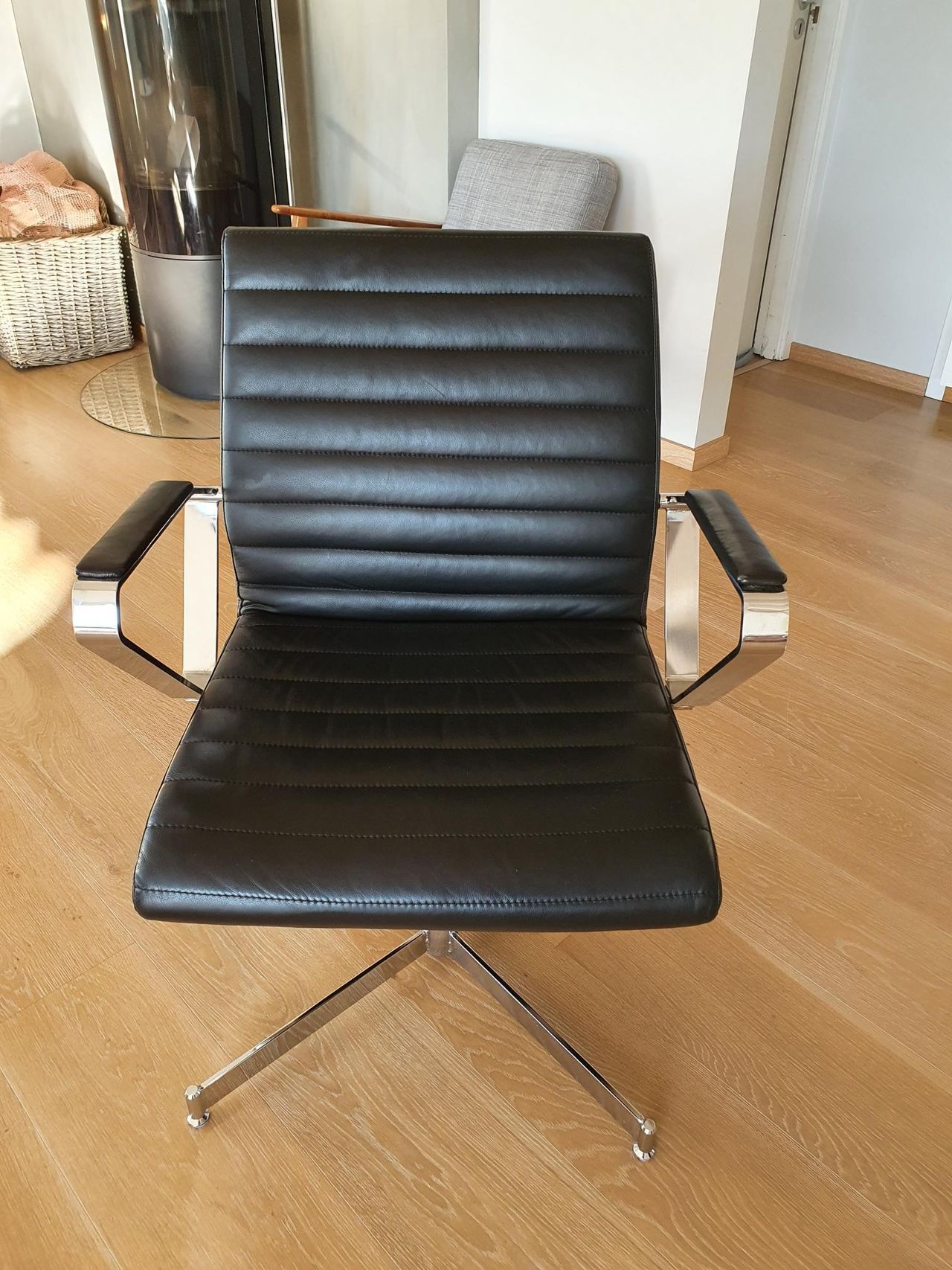 Bolia Vitesse kontorstol | FINN.no Bolia Vitesse kontorstol | FINN.no