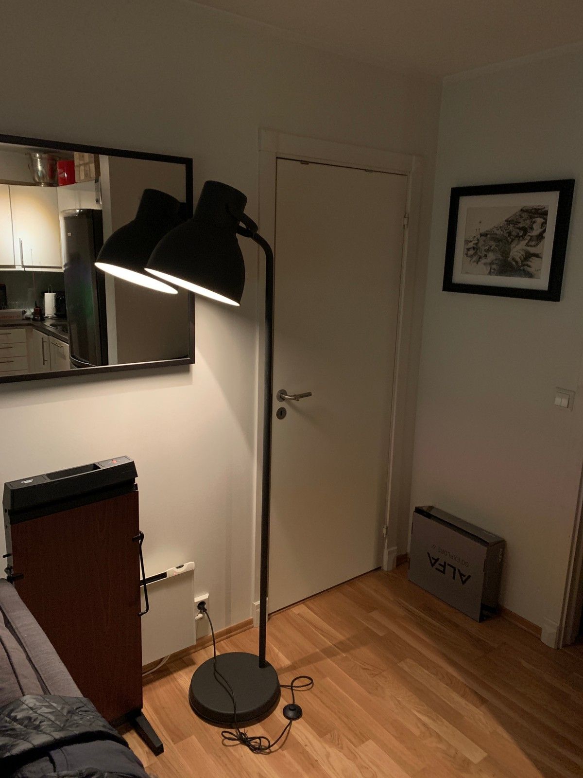 HEKTAR Gulvlampe fra Ikea | FINN.no Hektar Ikea gulvlampe med 3 lyskilder | FINN.no