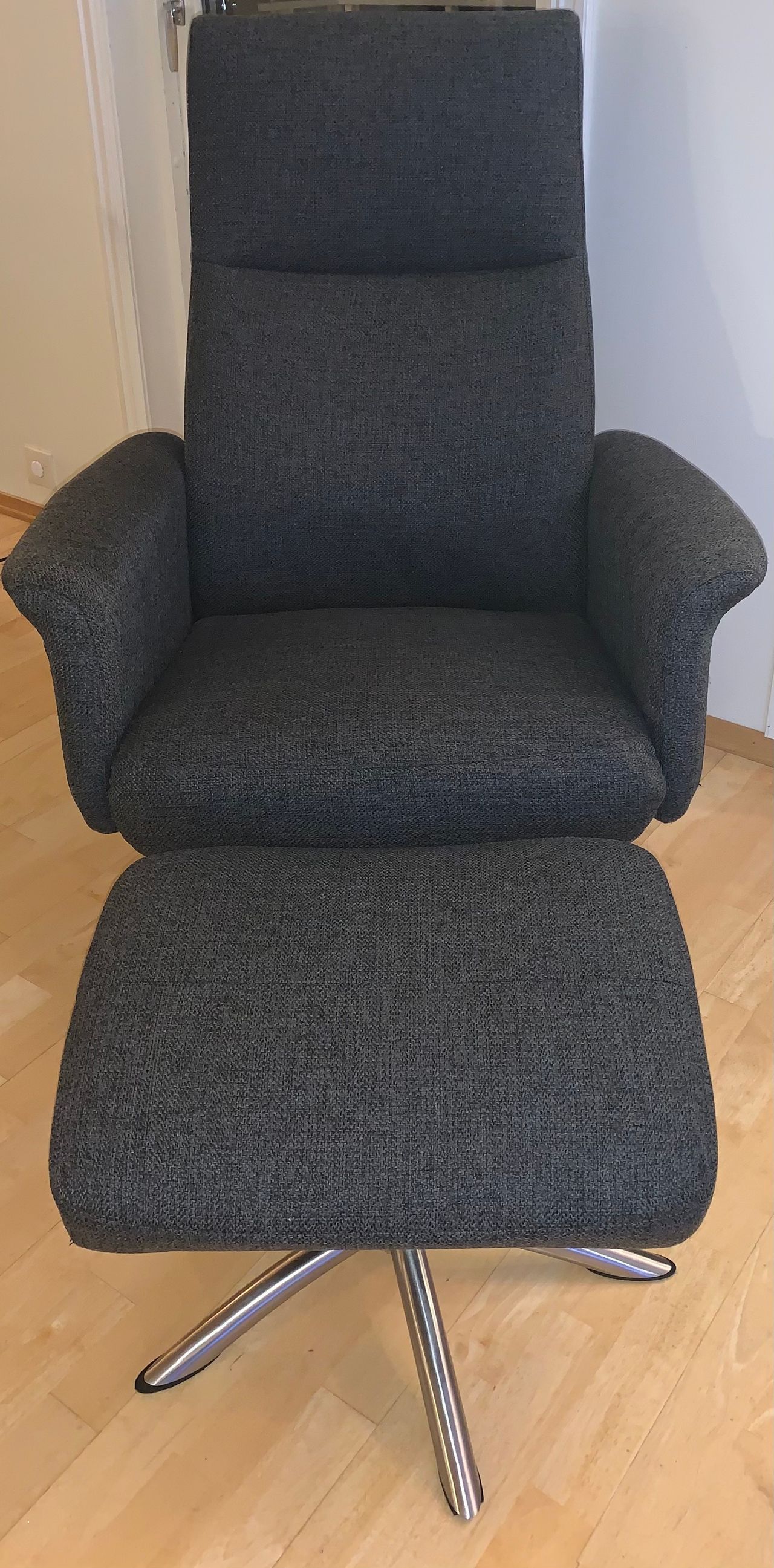 Birk lenestol med krakk selges | FINN.no Birk hvilestol med krakk | FINN.no