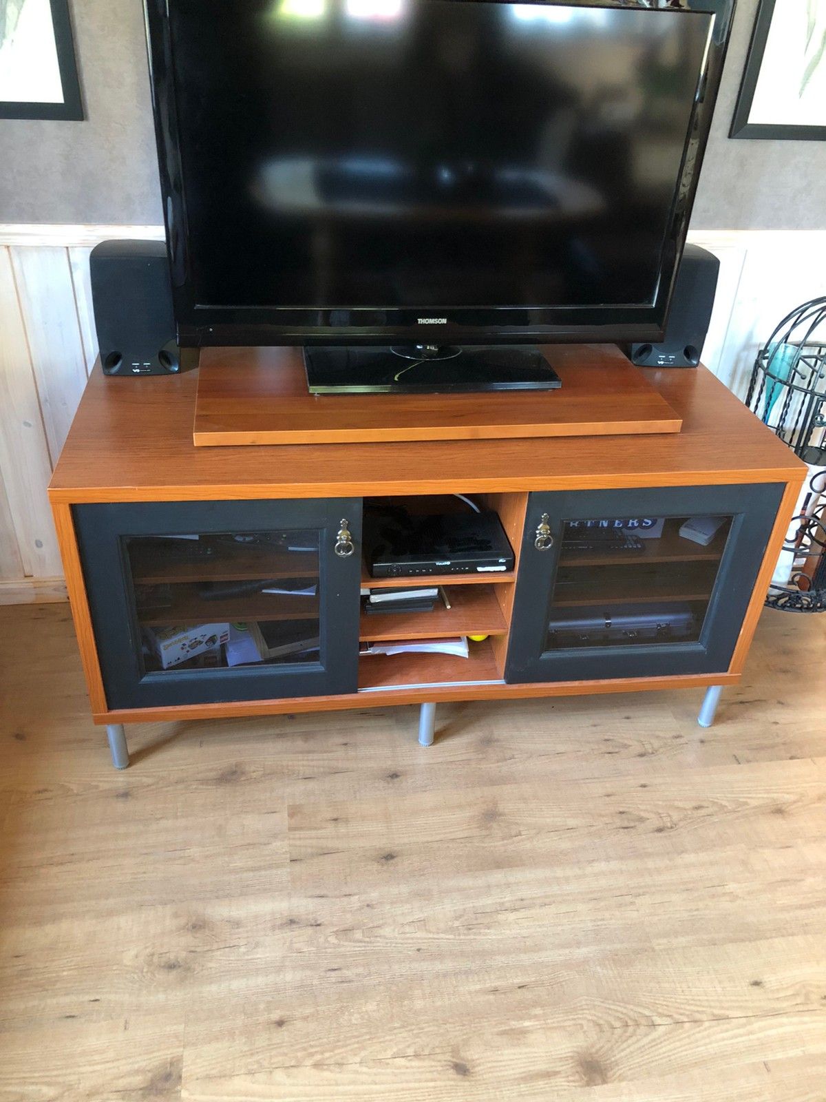 tv benk | FINN.no Markør tv benk fra IKEA | FINN.no