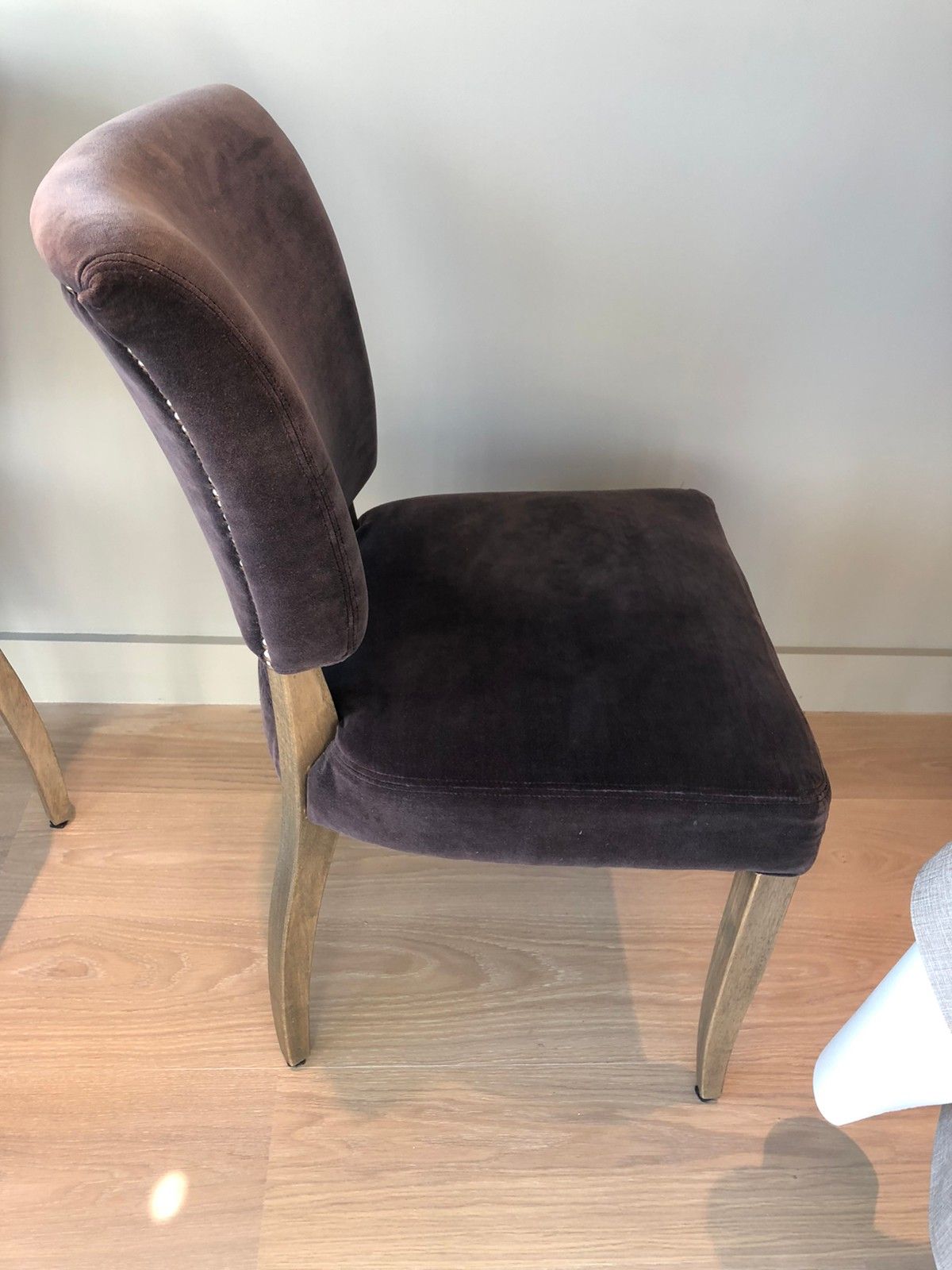 6 stoler fra Artwood perfekt til spisestuen | FINN.no 6 stoler fra Artwood perfekt til spisestuen | FINN.no