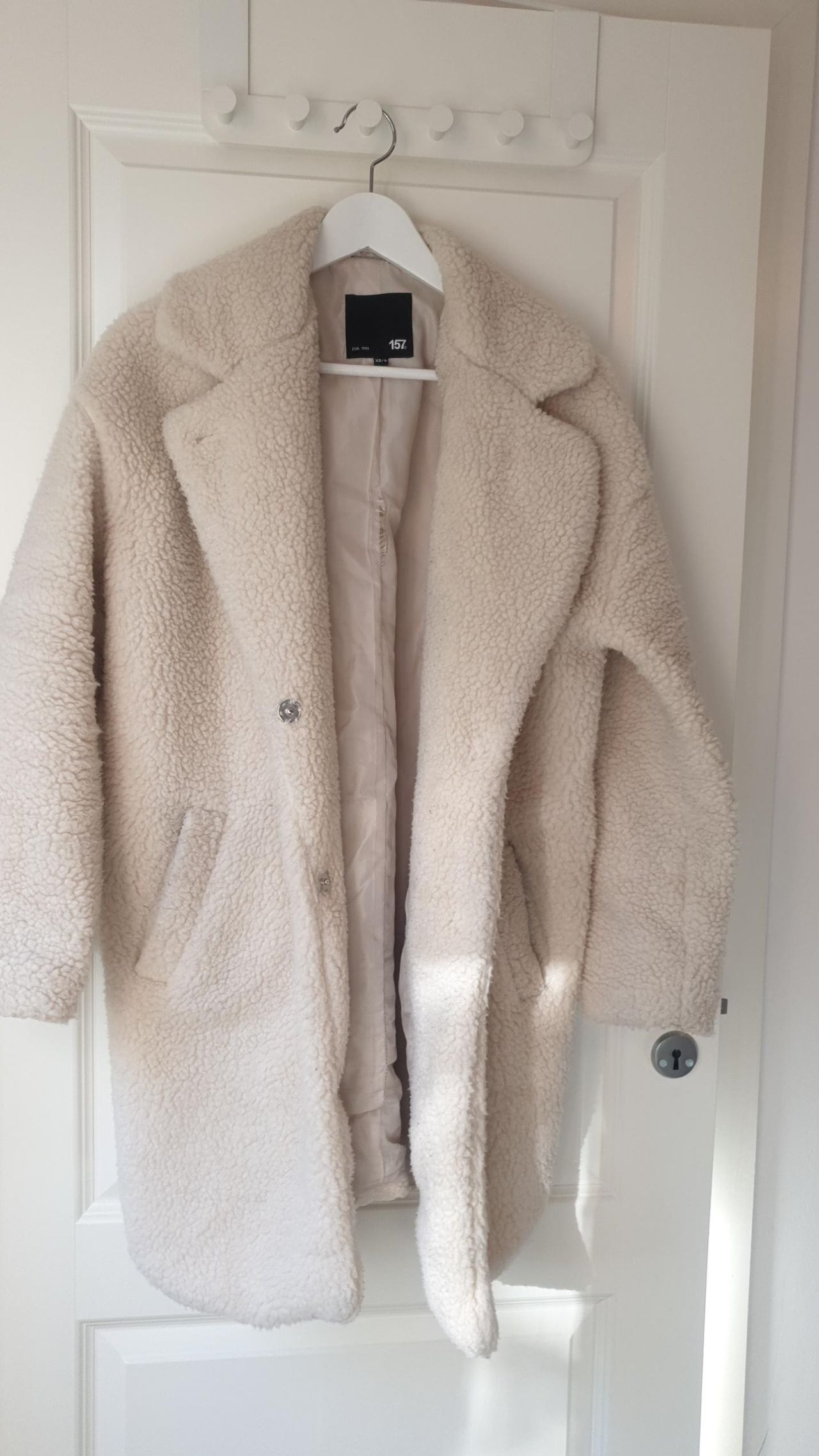 Teddy jakke str S | FINN.no Teddy coat teddy jakke fra Gina Tricot. Kun brukt én gang