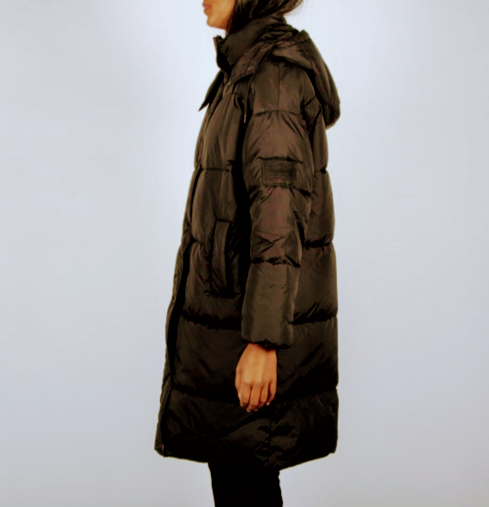 Svea Kolinka oversized jakke som ny | FINN.no Svea oversized dunjakke | FINN.no