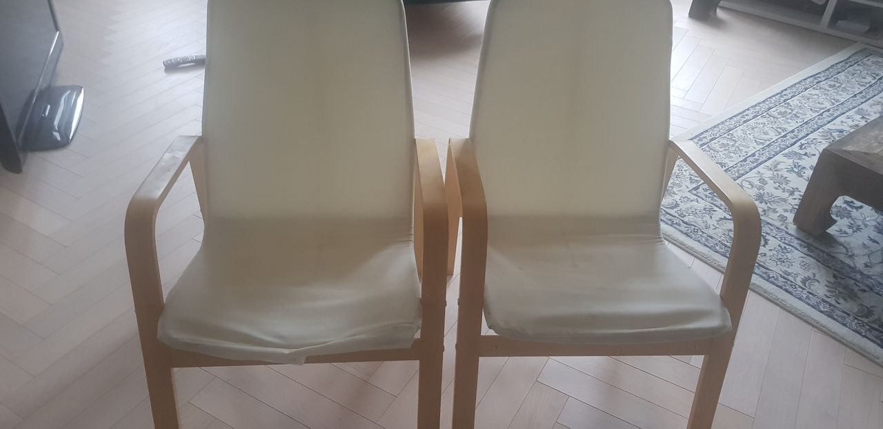 2 Ikea lenestoler gis bort | FINN.no 2 stykk IKEA stoler gis bort | FINN.no