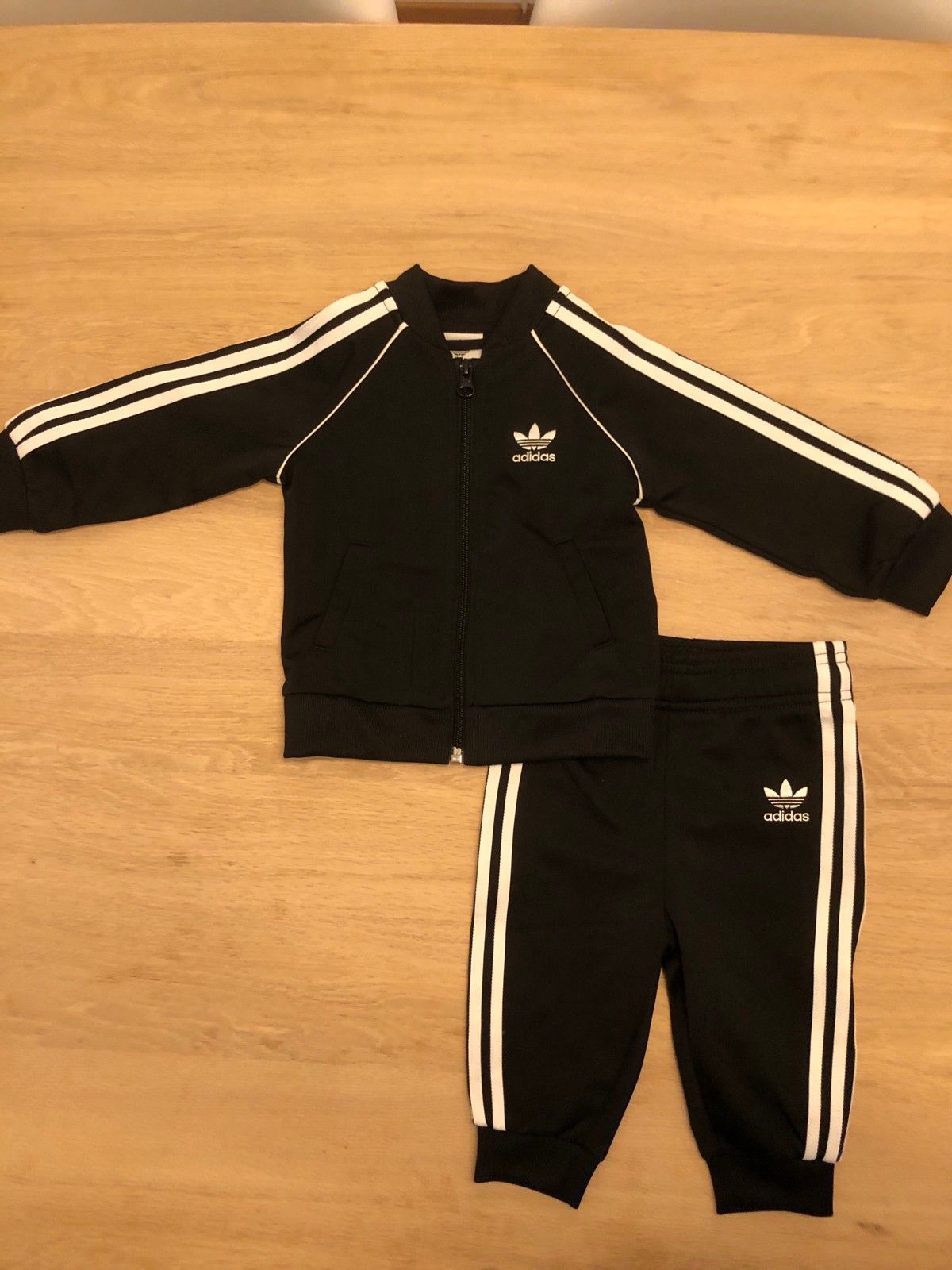 Adidas Originals Tracksuit Set Treningsdress Black White Adidas Originals Tracksuit Set Treningsdress Black White