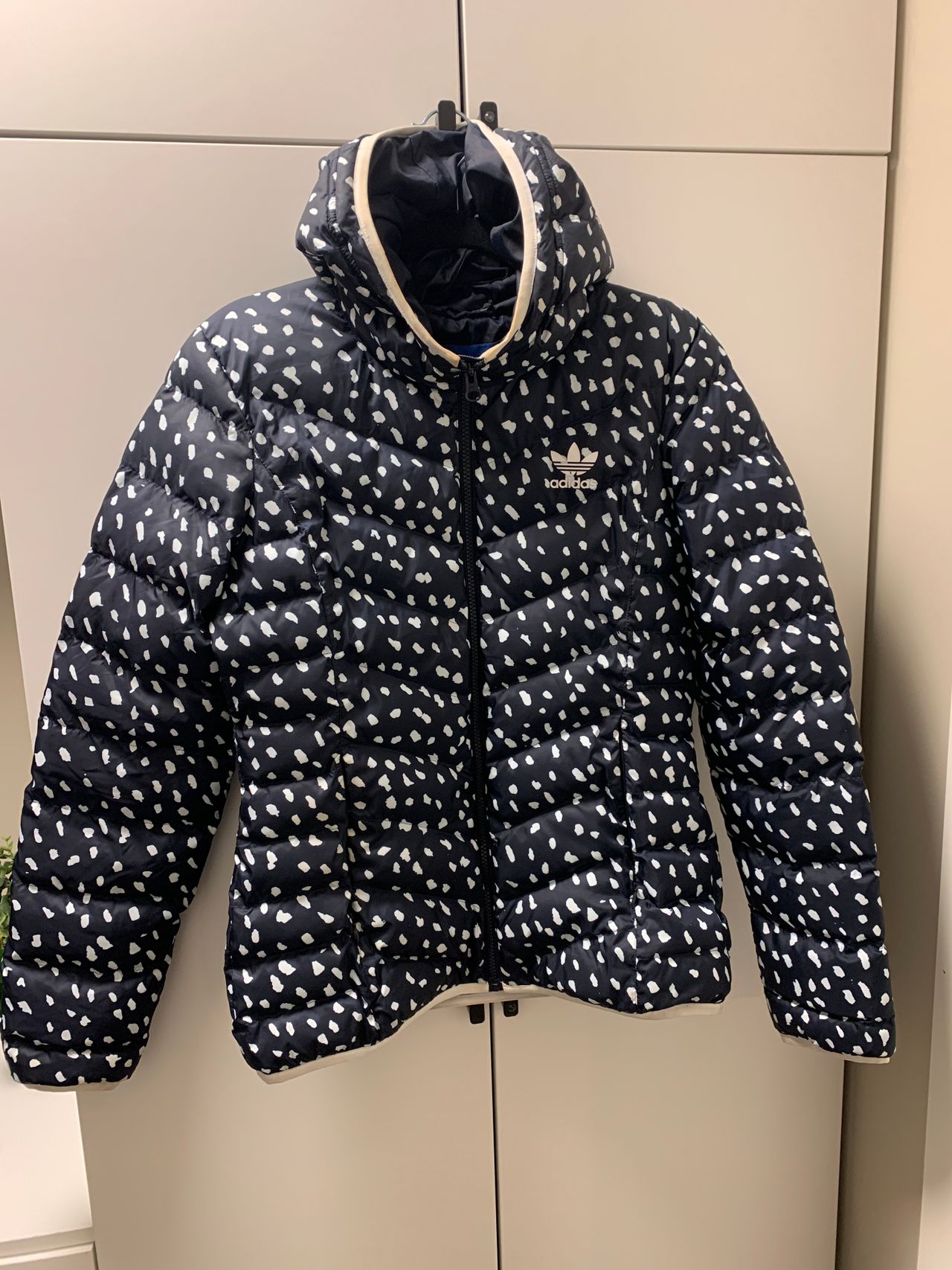 Adidas kort jakke | FINN.no Adidas kort jakke | FINN.no
