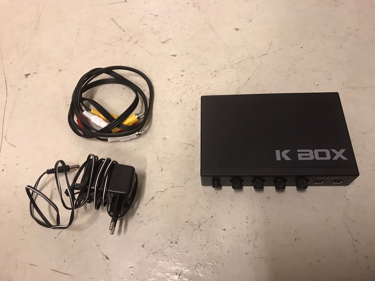 Karaoke KBOX Sunfly mixer | FINN.no Karaoke KBOX Sunfly mixer | FINN.no