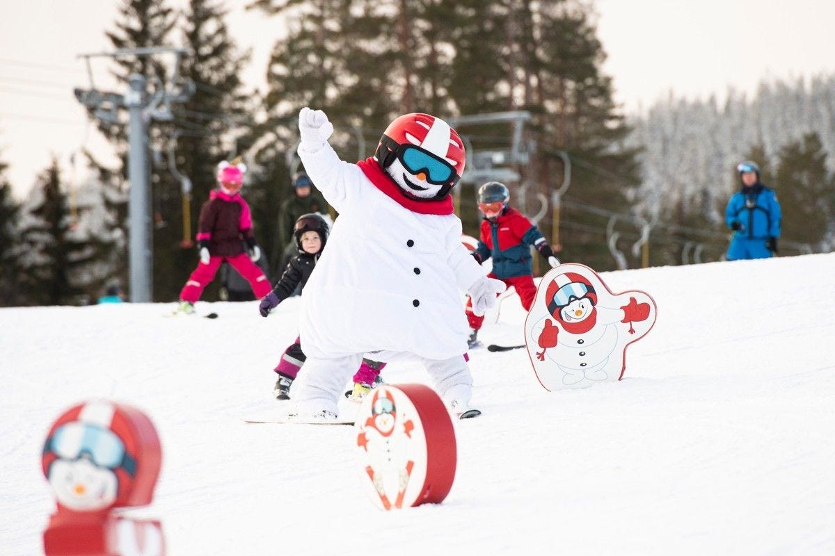 Valle er fast innslag i bakken. Trysil har gode skiskolen og mange aktiviteter for barn, også barnepass. Galleribilde