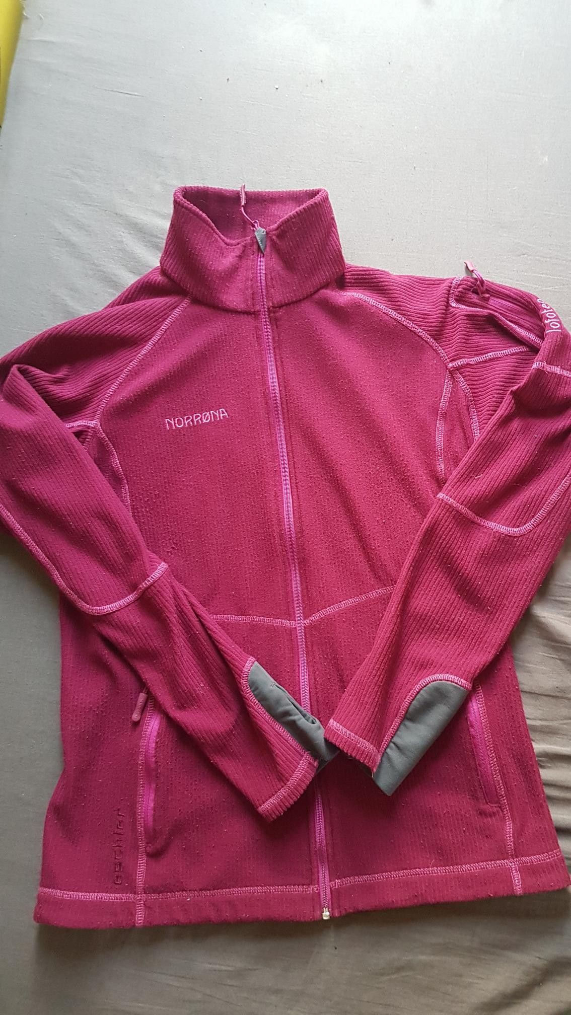 Norrøna Lofoten fleece dame str M | FINN.no Norrøna Lofoten fleece dame str M | FINN.no