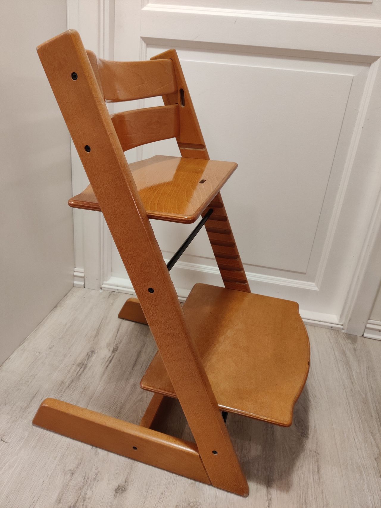 Stokke tripp trapp stol pent Kjøpe, selge og utveksle annonser Stokke tripp trapp stol pent brukt Kjøpe, selge og utveksle