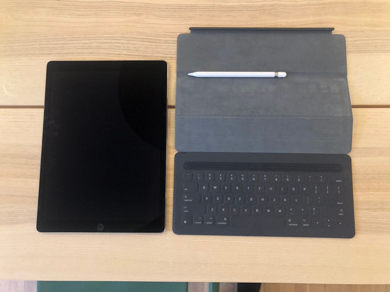 iPad Pro 12.9 256GB 2. Gen Cellular + WiFi & Apple Pencil Apple iPad Pro 12.9 256GB (4th Generation) +++ | FINN.no