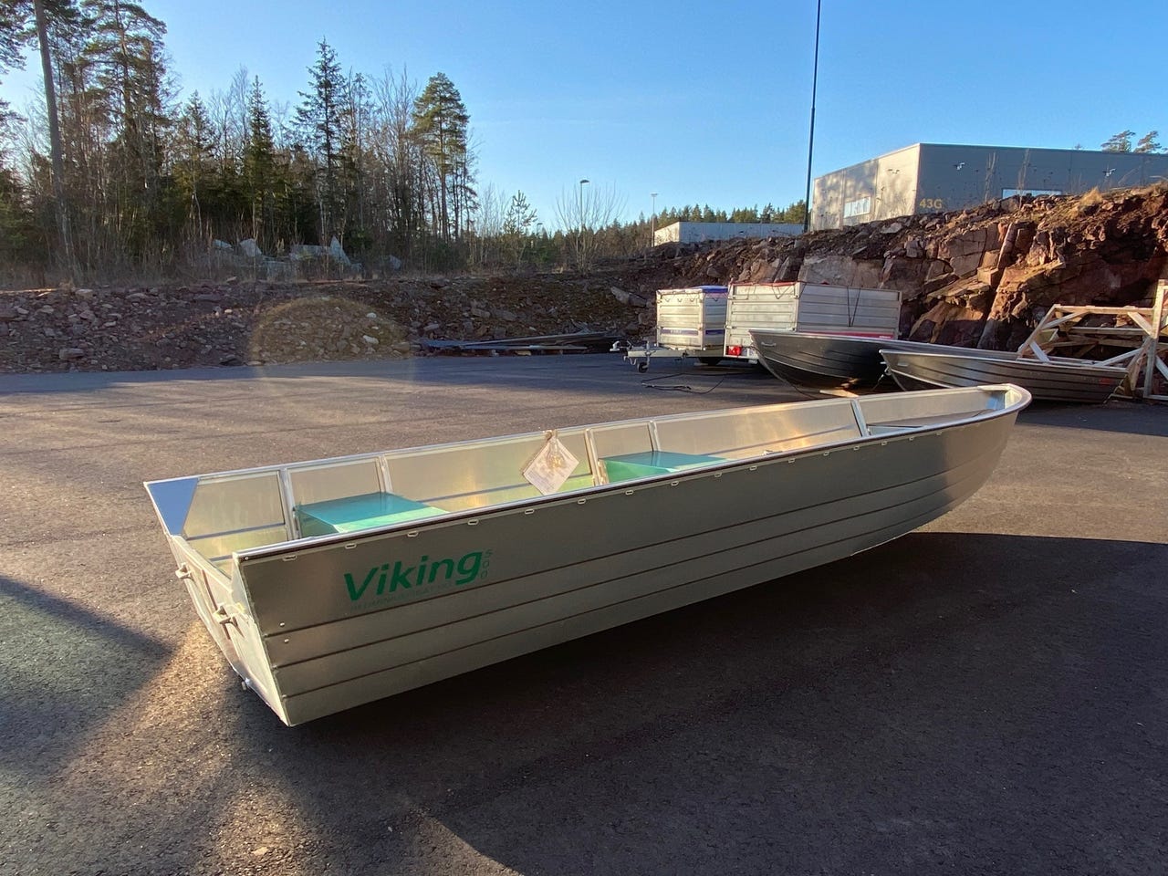 til-salgs-viking-500-aluminiumsb-t-finn-din-n-rmeste-forhandler