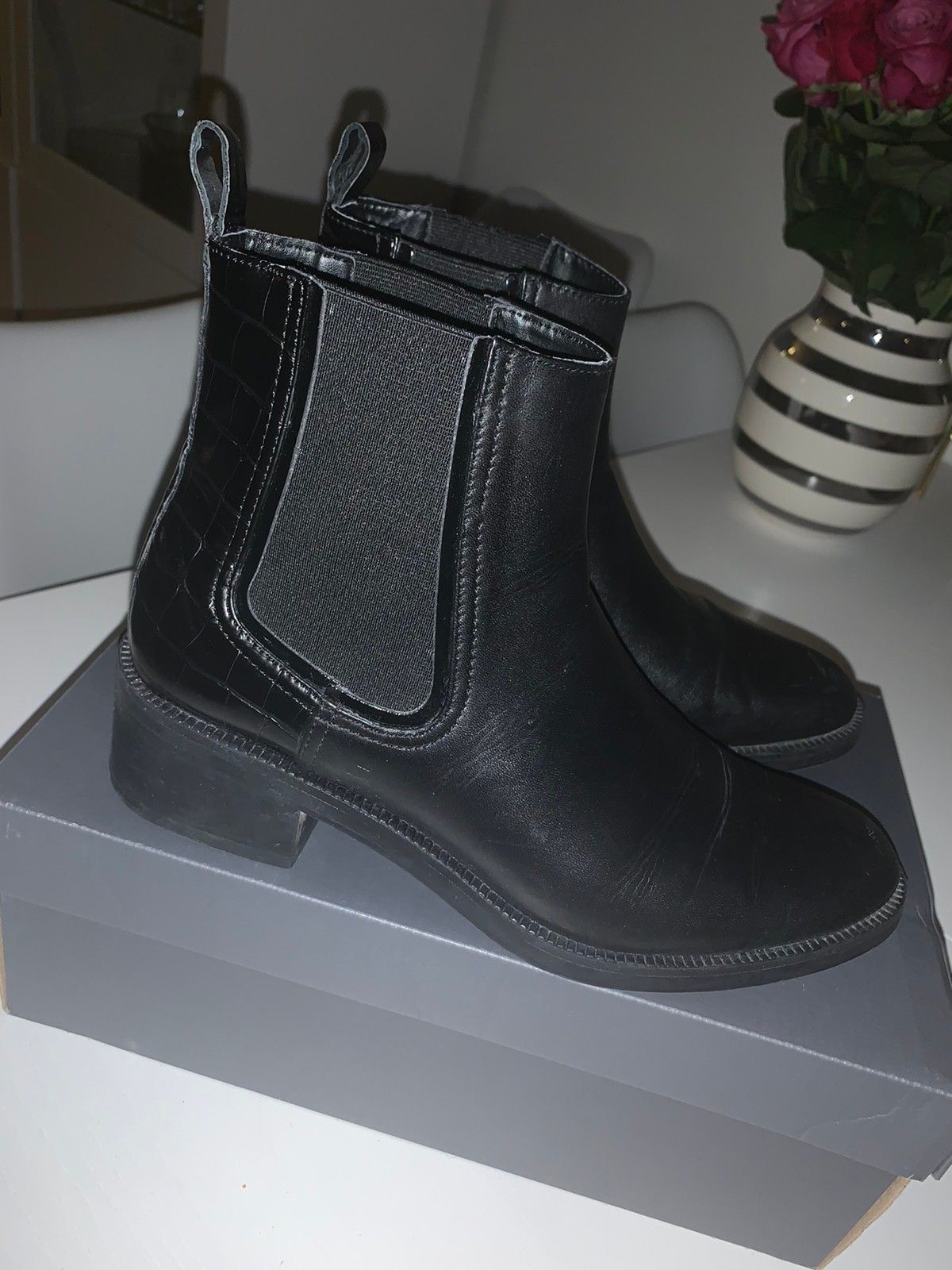 Ankel boots fra Zara | FINN.no Ankel støvletter fra Zara str 35 | FINN.no