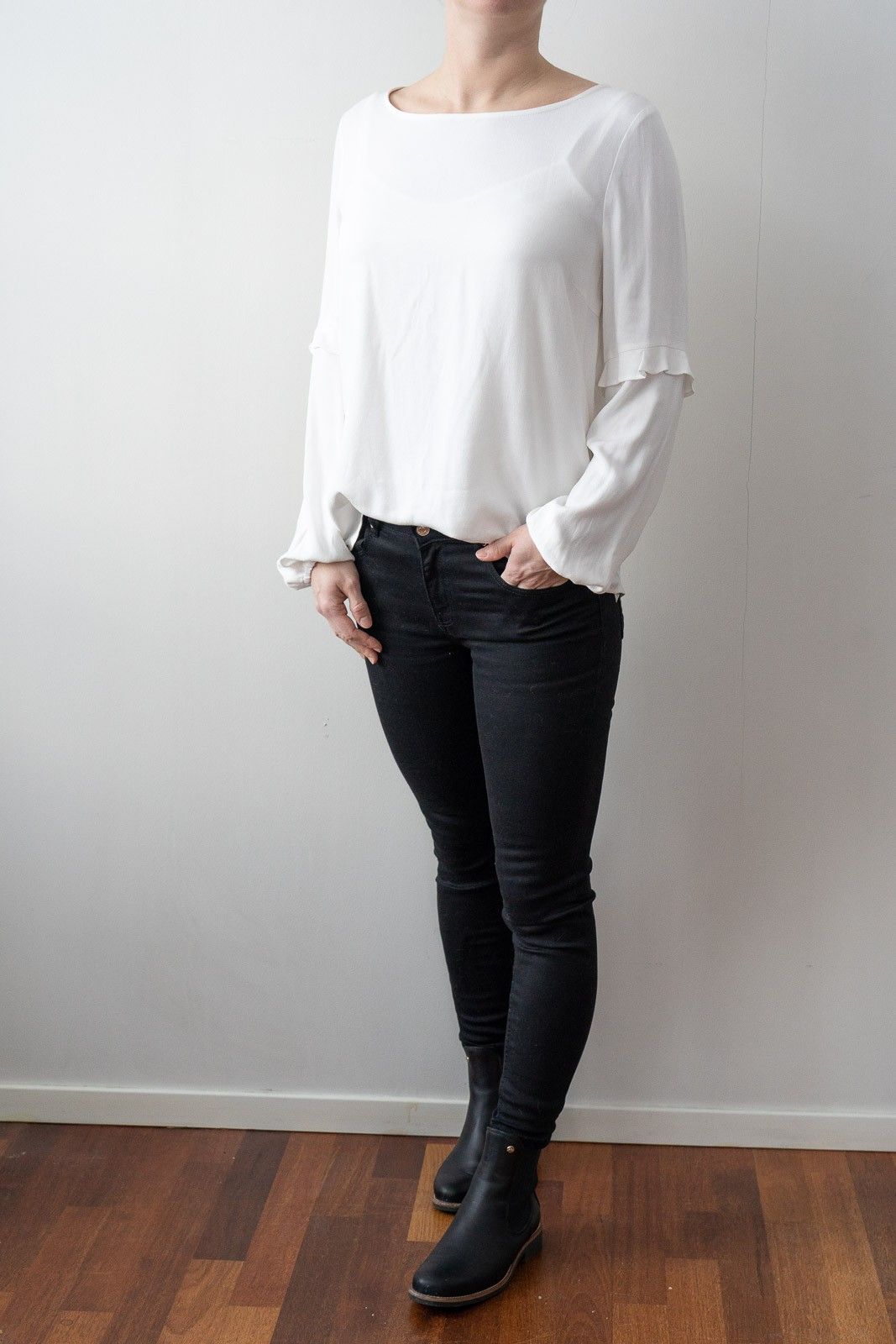 Hvit ubrukt bluse fra Marie Philippe, str. 42 | FINN.no Marie Philippe genser | FINN.no