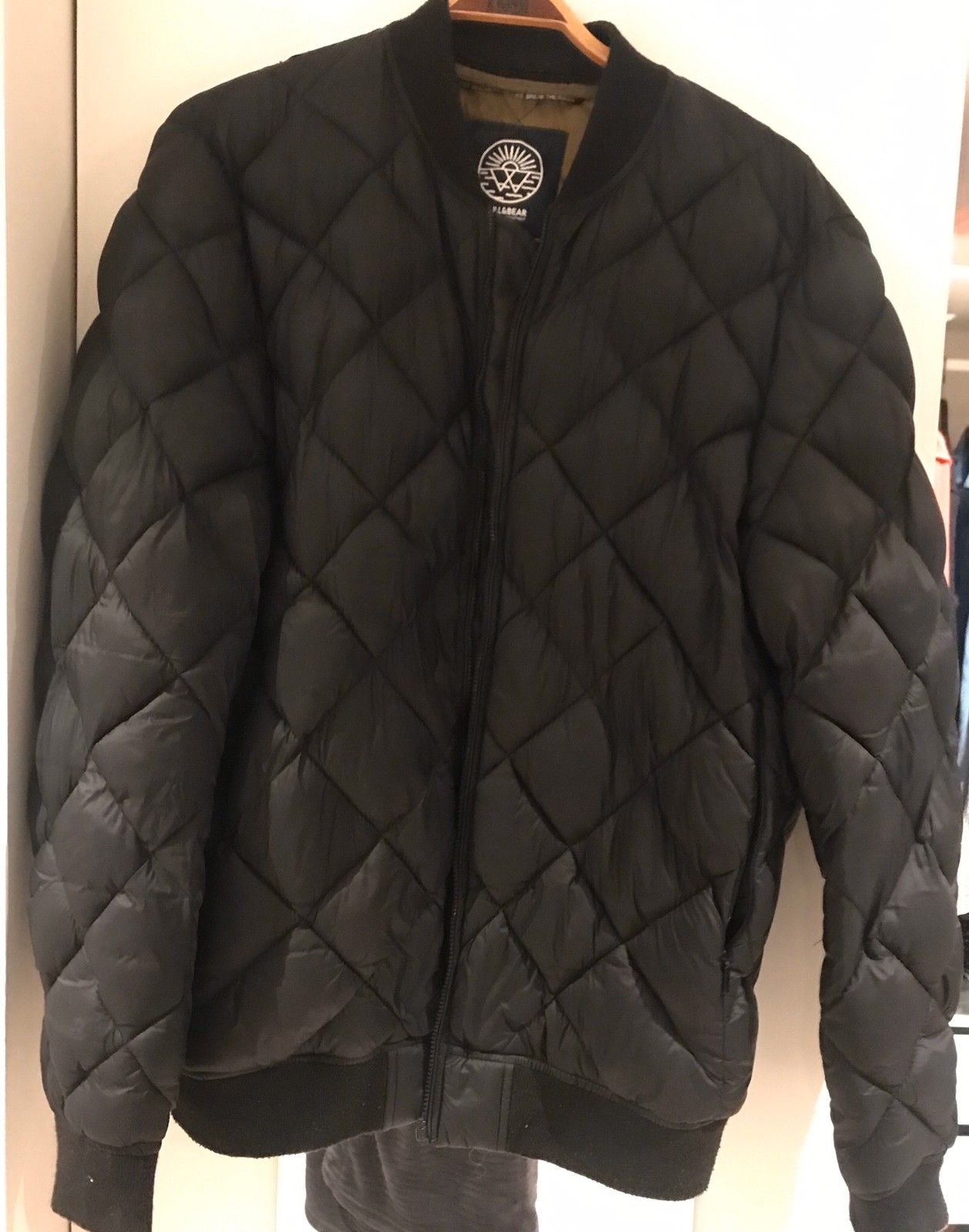 Pull&bear ungdoms herre jakke str M svart | FINN.no Pull & Bear herre jakke | FINN.no