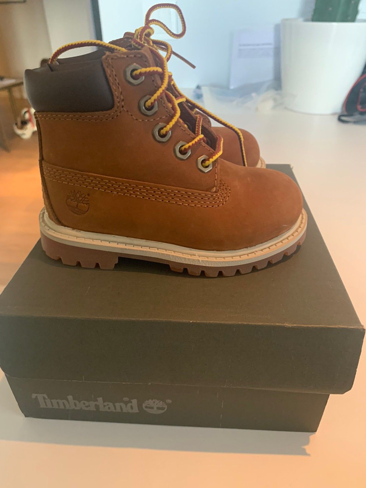 Ubrukte Timberland sko i str 22 | FINN.no Ubrukte Timberland sko i str 22 | FINN.no