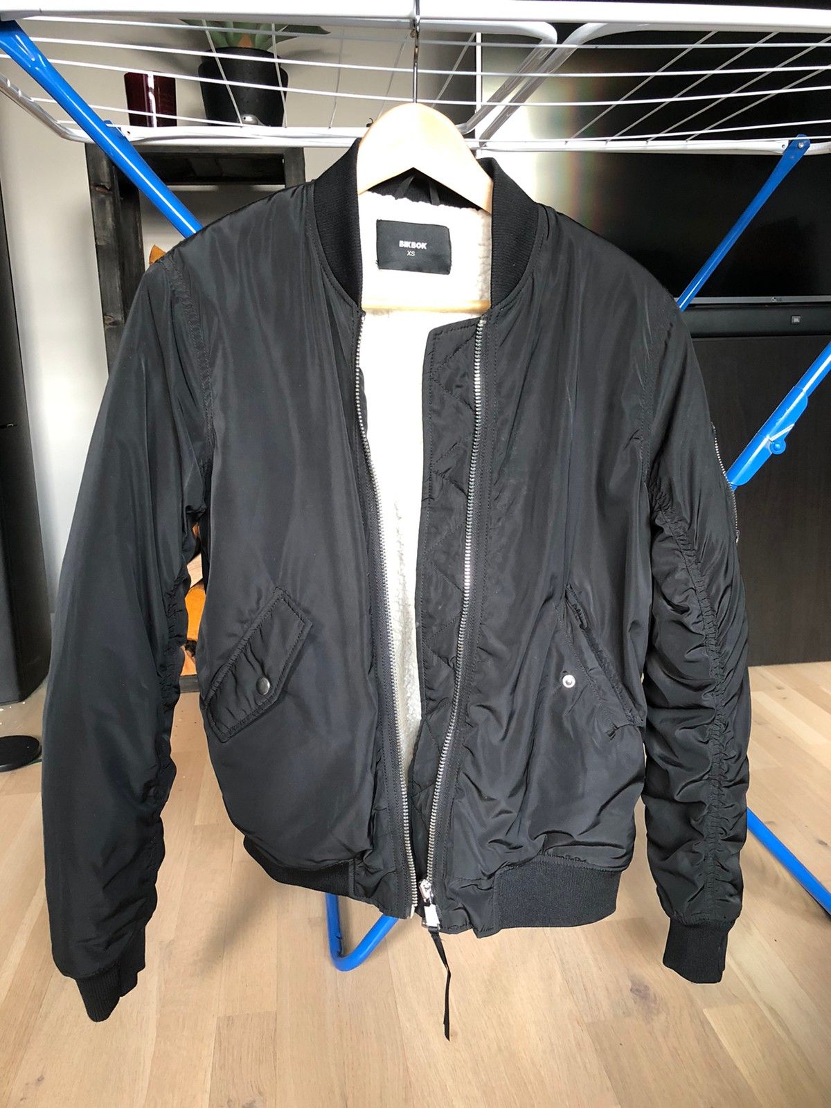 BOMBER JACKET | FINN.no Bik Bok Bomber Jacket | FINN.no