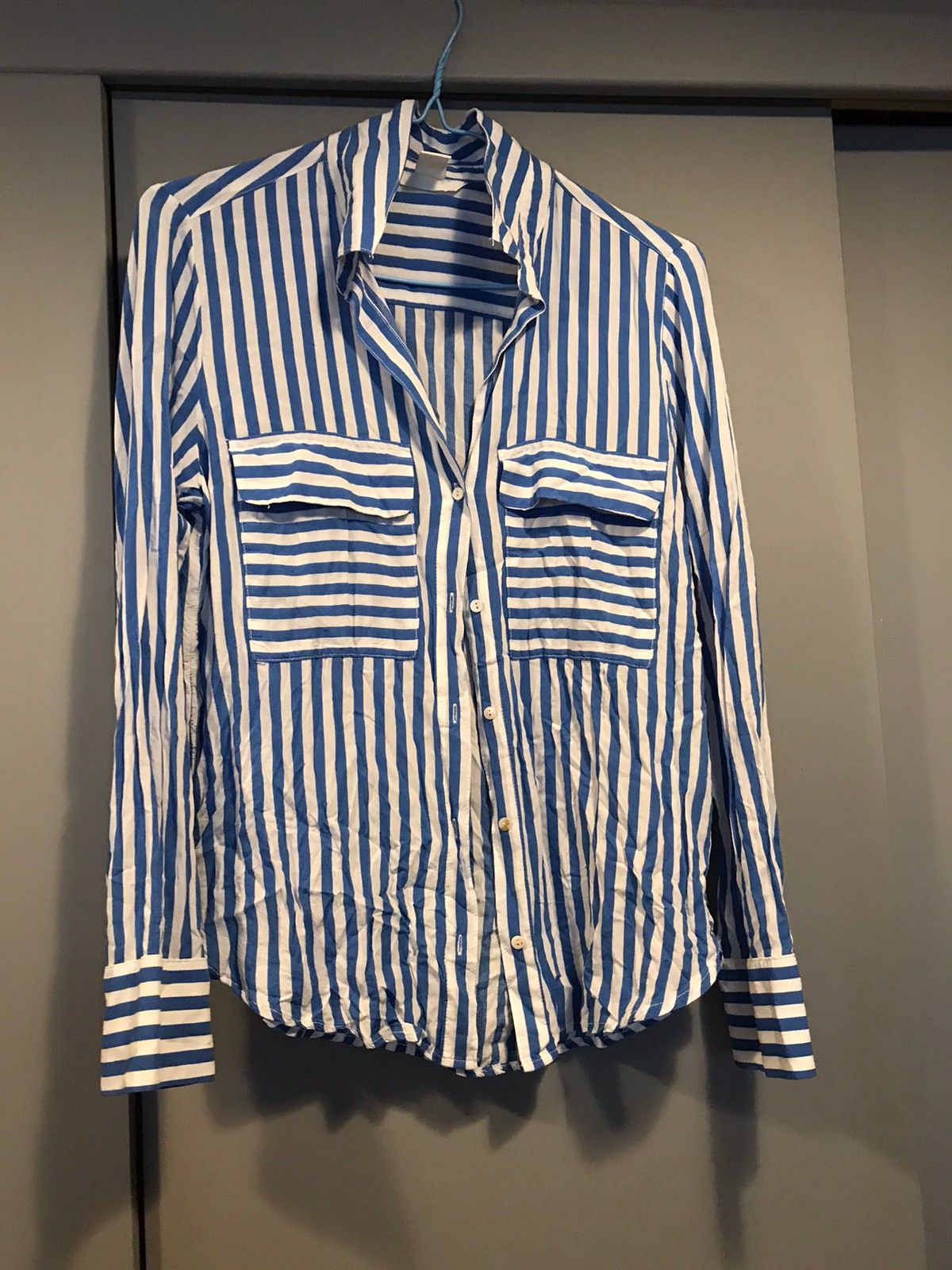 Skjorte fra H&M (veldig myk!) | FINN.no Skjorte i myk cordfløyel | FINN.no