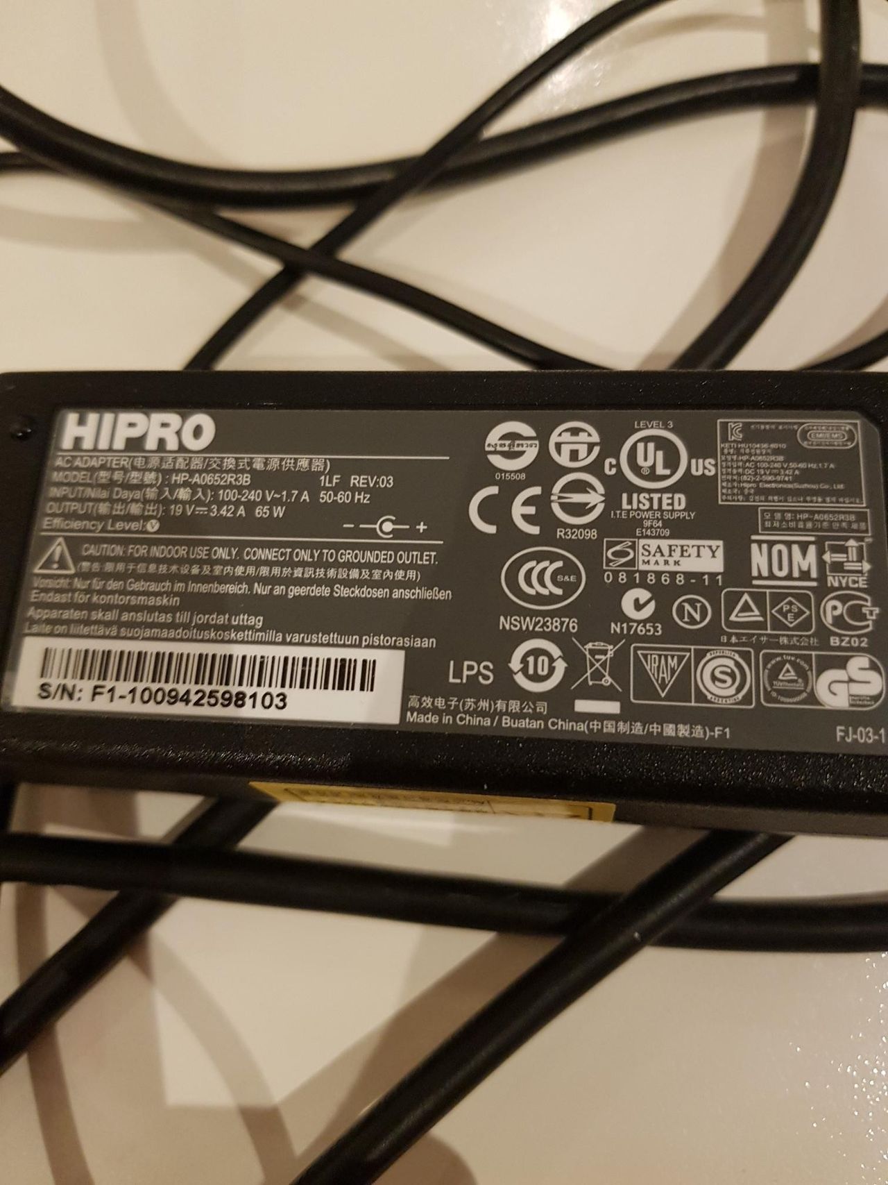 19v Kjøpe, selge og utveksle annonser gode tilbud og PC lader AC adapter til ASUS PC 65W 19V 2,5X5,5mm