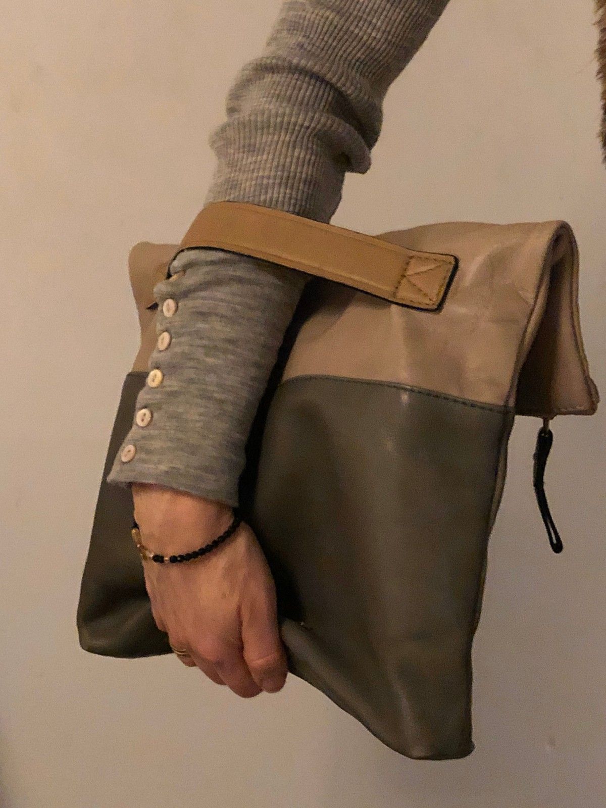 DAY stor clutch liten veske | FINN.no Oversized Clutch fra BARFOTA | FINN.no
