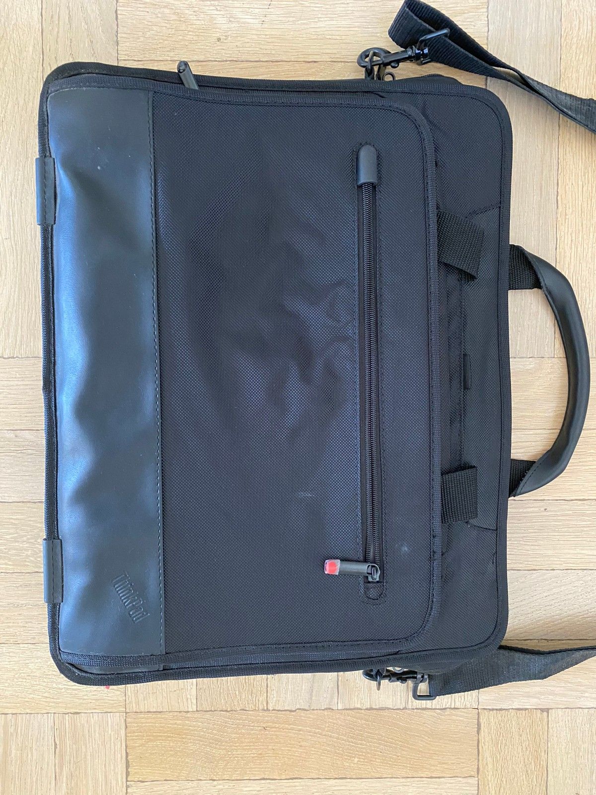 2 stk Lenovo PC vesker ubetydlig brukt. 13 av prisen! | FINN.no 2 stk Lenovo PC veske selges billig | FINN.no