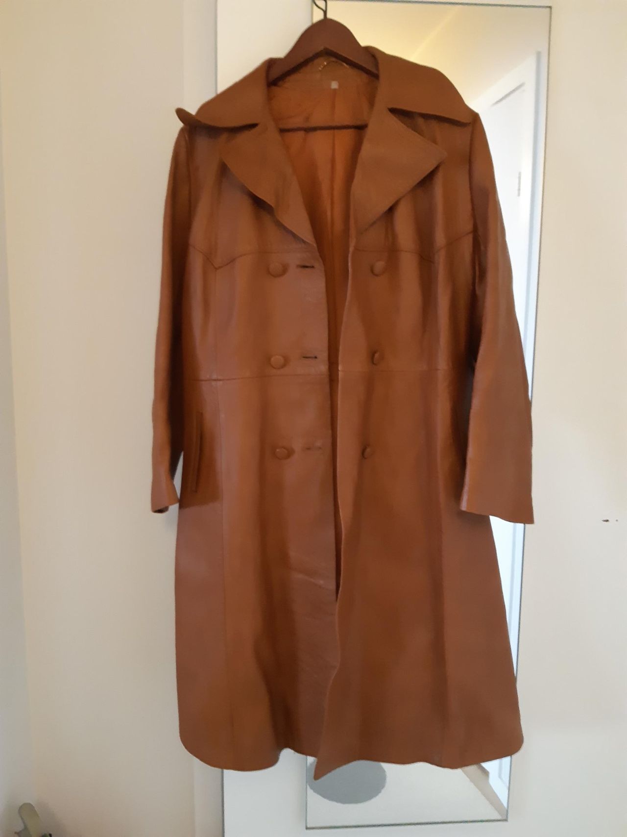 Vintage cognac farget skinnfrakk sid modell | FINN.no Vintage engelsk ullkåpe str. 36 | FINN.no