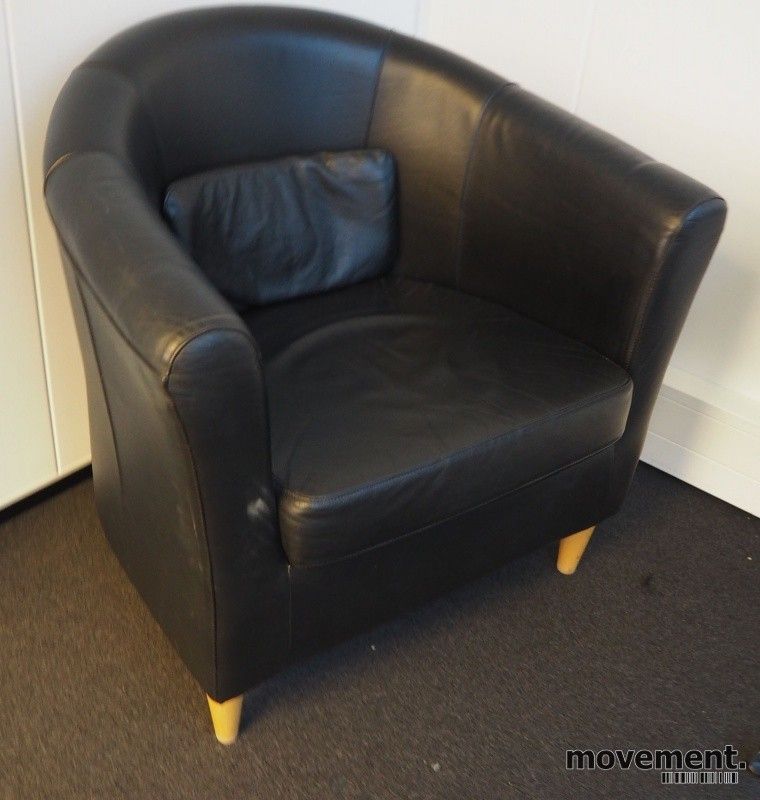 Ikea Tullsta clubstol loungestol lenestol i sort Ikea Tullsta lenestol i hvitt stoff,brukte