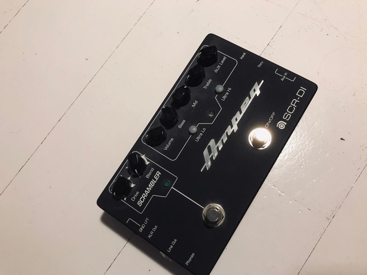 Ampeg SCR DI | FINN.no Beta Aivin M8+ FLOTT GITARFORSTERKER MED EFFEKTER og