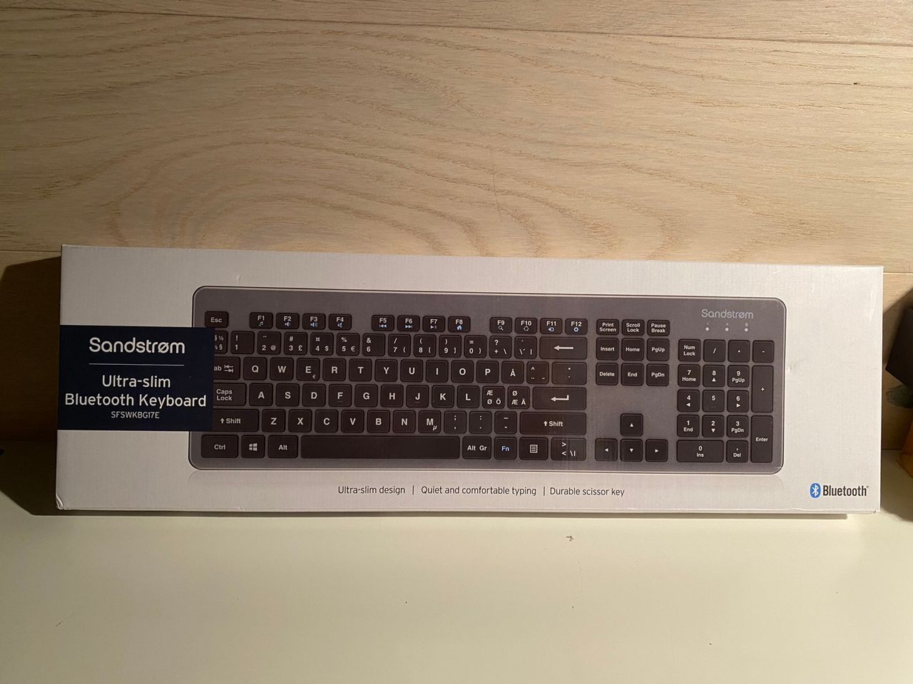 Sandstrøm Bluetooth Slim trådløst tastatur | FINN.no Sandstrøm Bluetooth trådløst tastatur | FINN.no