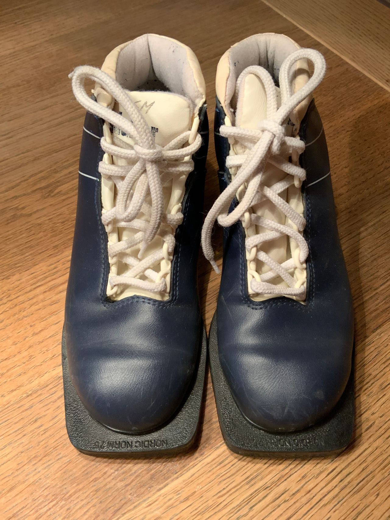 Eldre Kandahar skisko, str. 37 | FINN.no Eldre Kandahar skisko, str. 37 | FINN.no