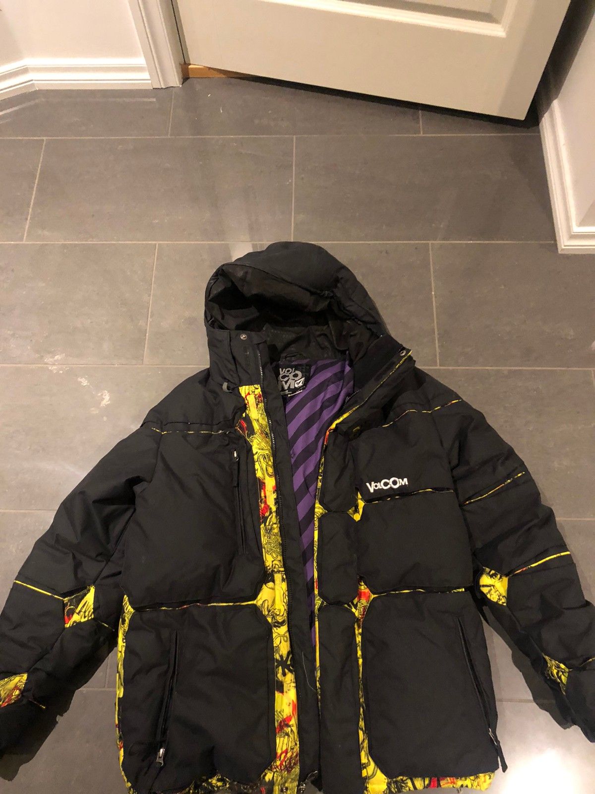 Volcom jakke | FINN.no Volcom jakke | FINN.no