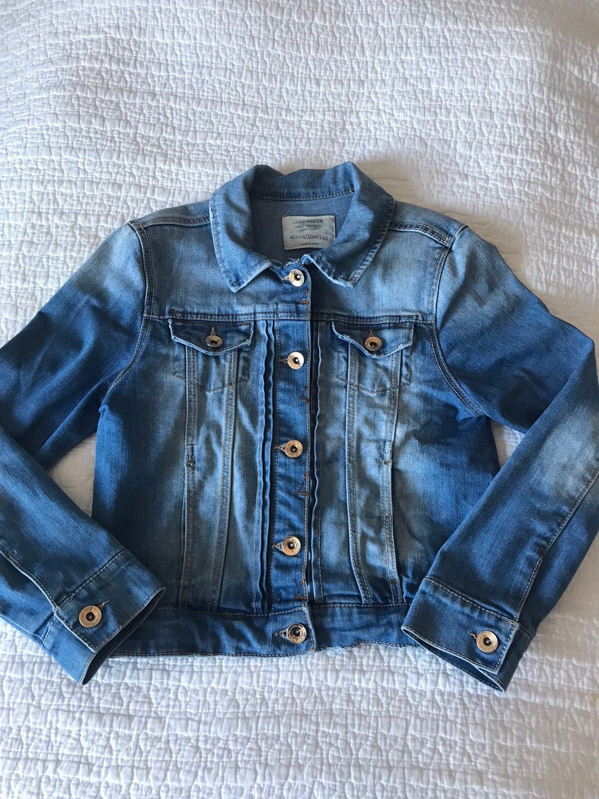 Jeans jakkeolajakke fra Zara str 140 | FINN.no Jeansjakke fra Zara str 128 | FINN.no