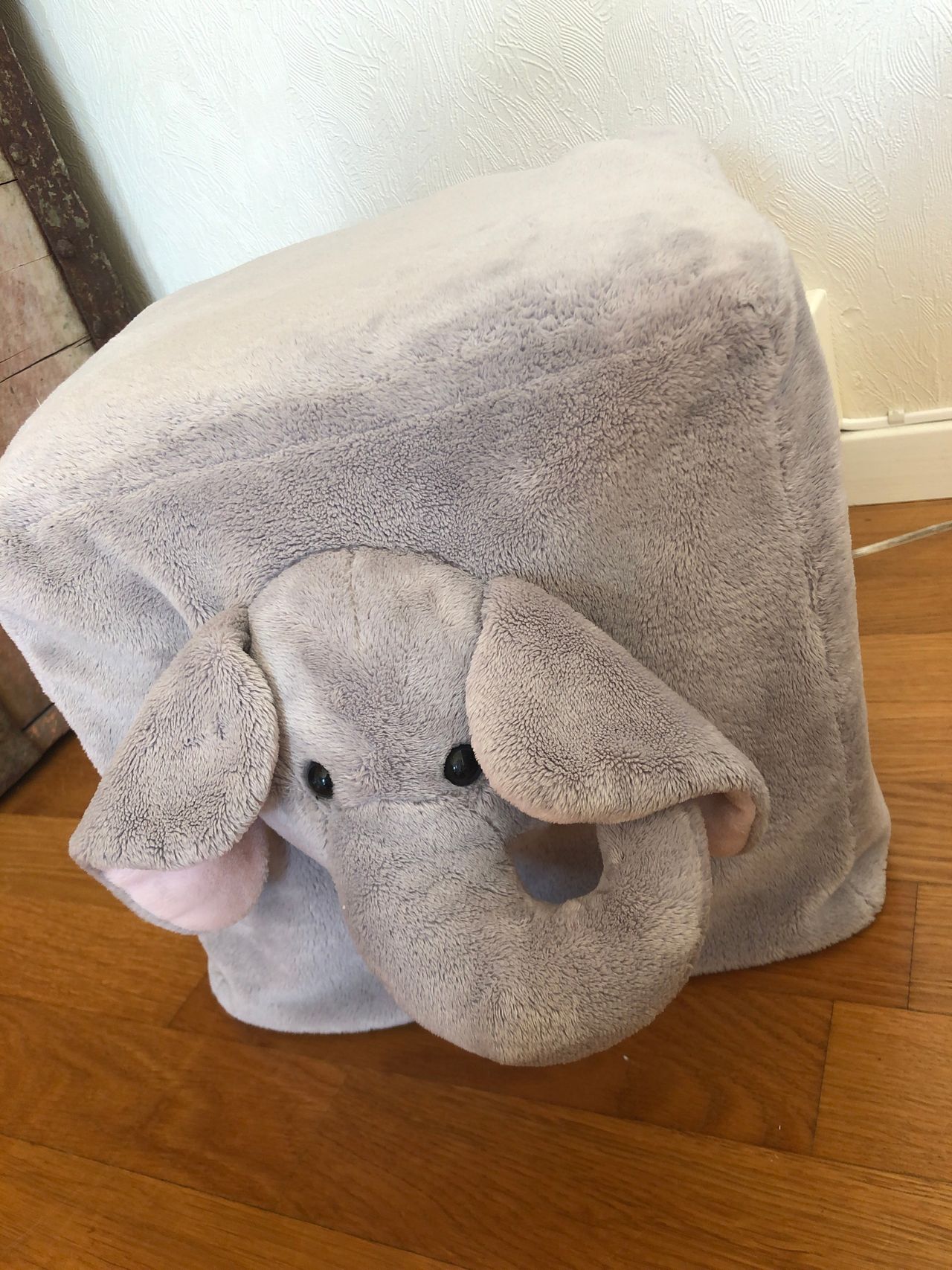 Elefant puff | FINN.no Elefant puff | FINN.no