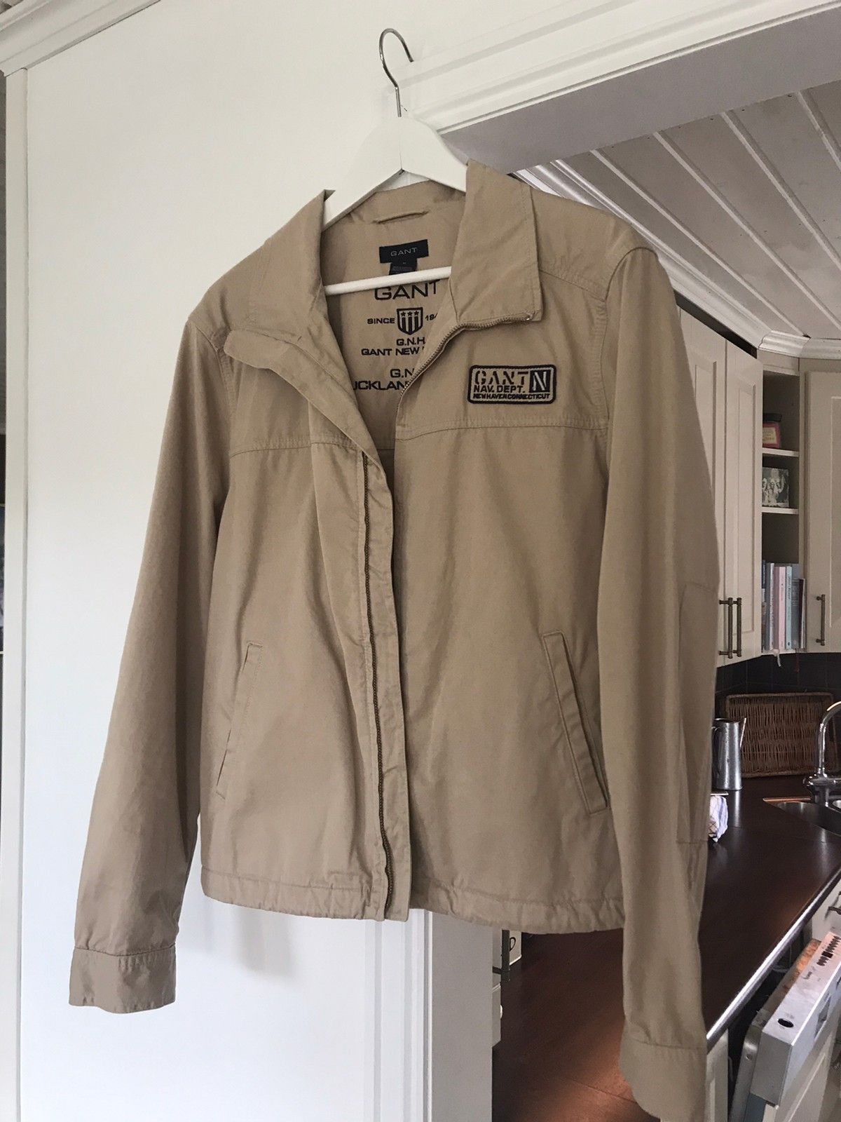 Ny herrejakke fra Gant str M | FINN.no Lys beige herre semsket skinnjakke fra B Young | FINN.no