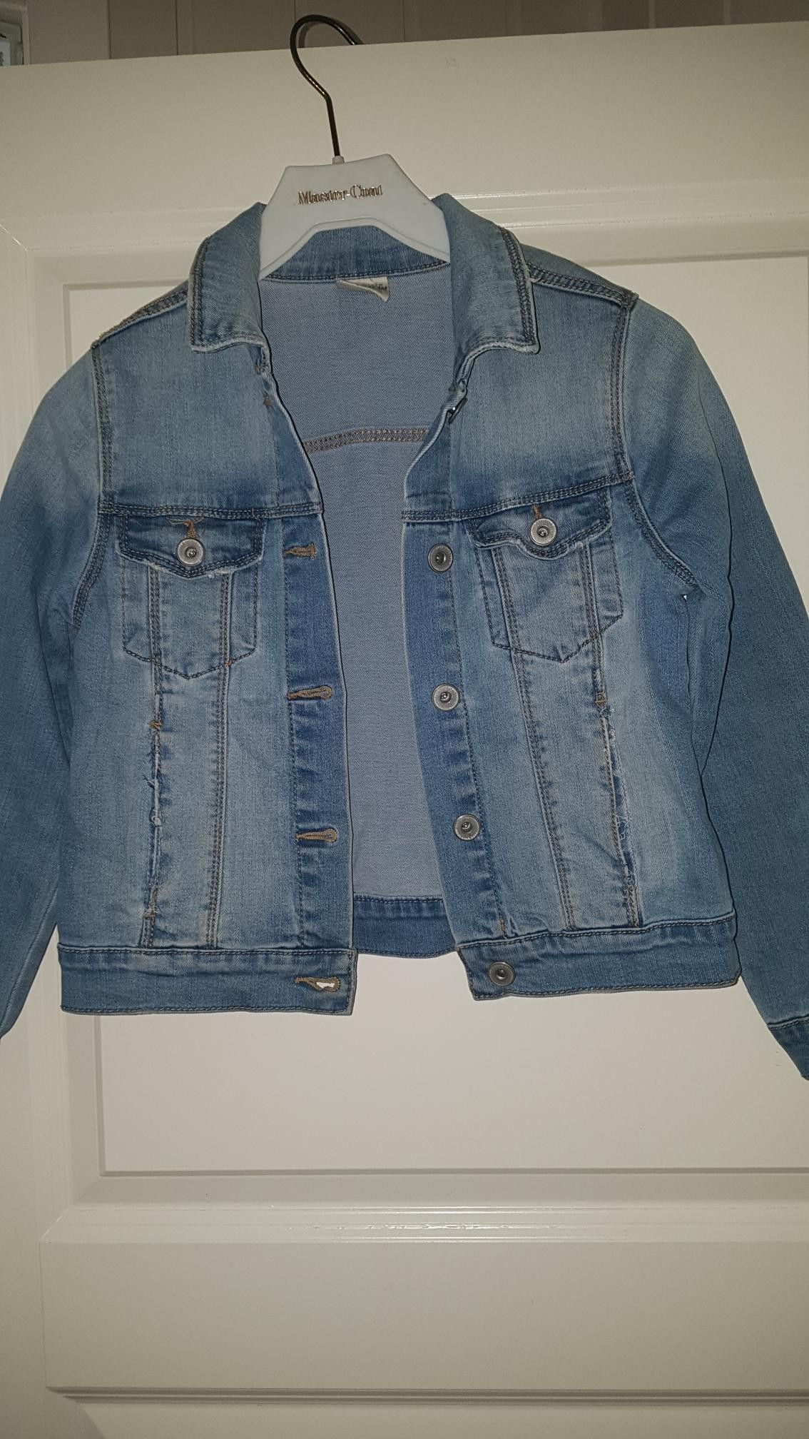 Jeansjakke fra Zara str 128 | FINN.no Jeansjakke fra Zara str 128 | FINN.no