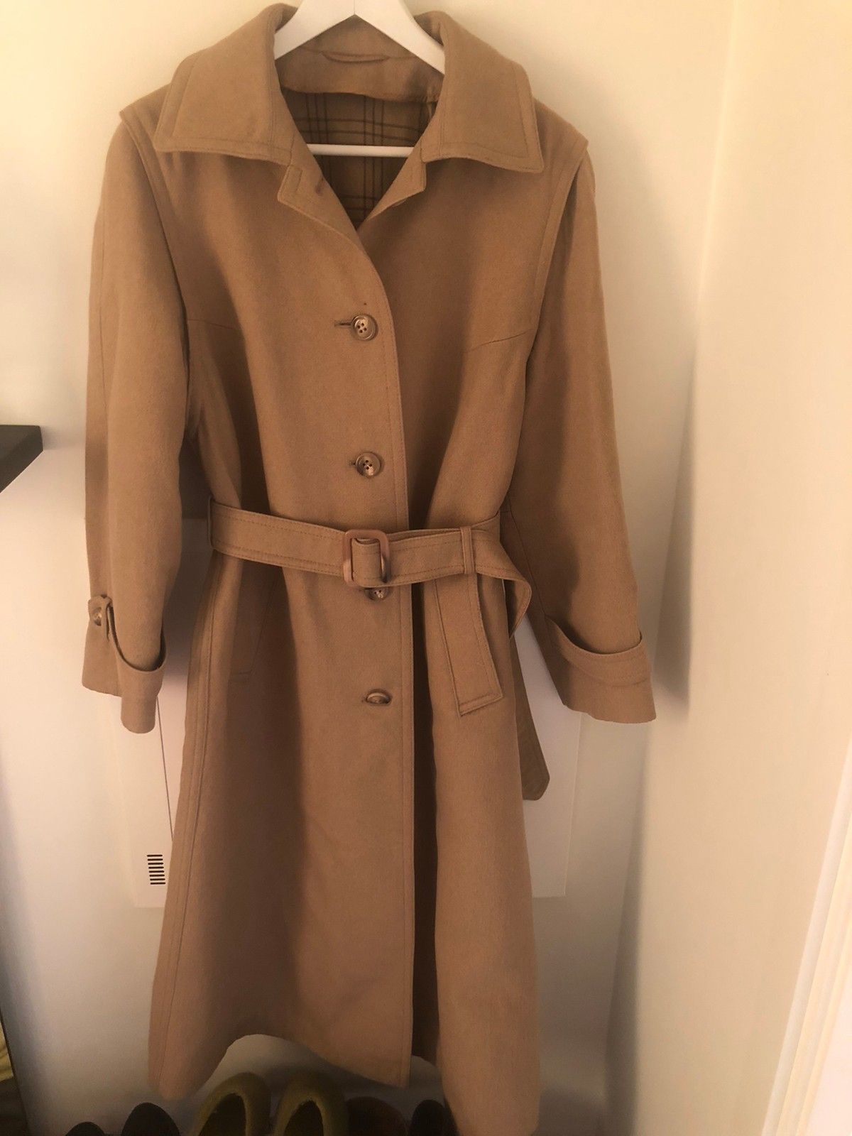 Vintage nydeleg ullkåpe! | FINN.no Selger en flott vintage kåpe | FINN.no