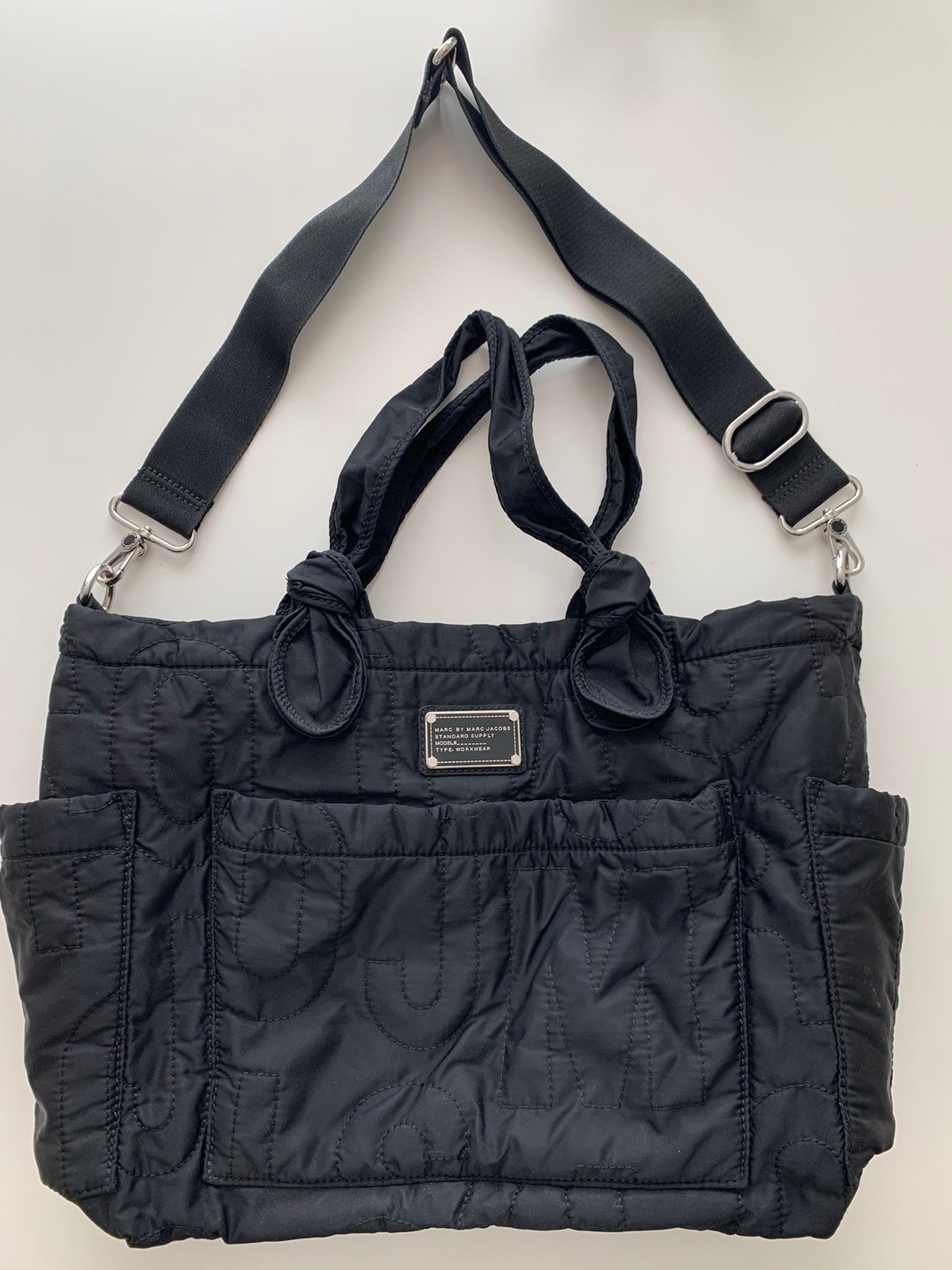 Marc by Marc Jacobs stelleveske | FINN.no Marc by Marc Jacobs stelleveske | FINN.no