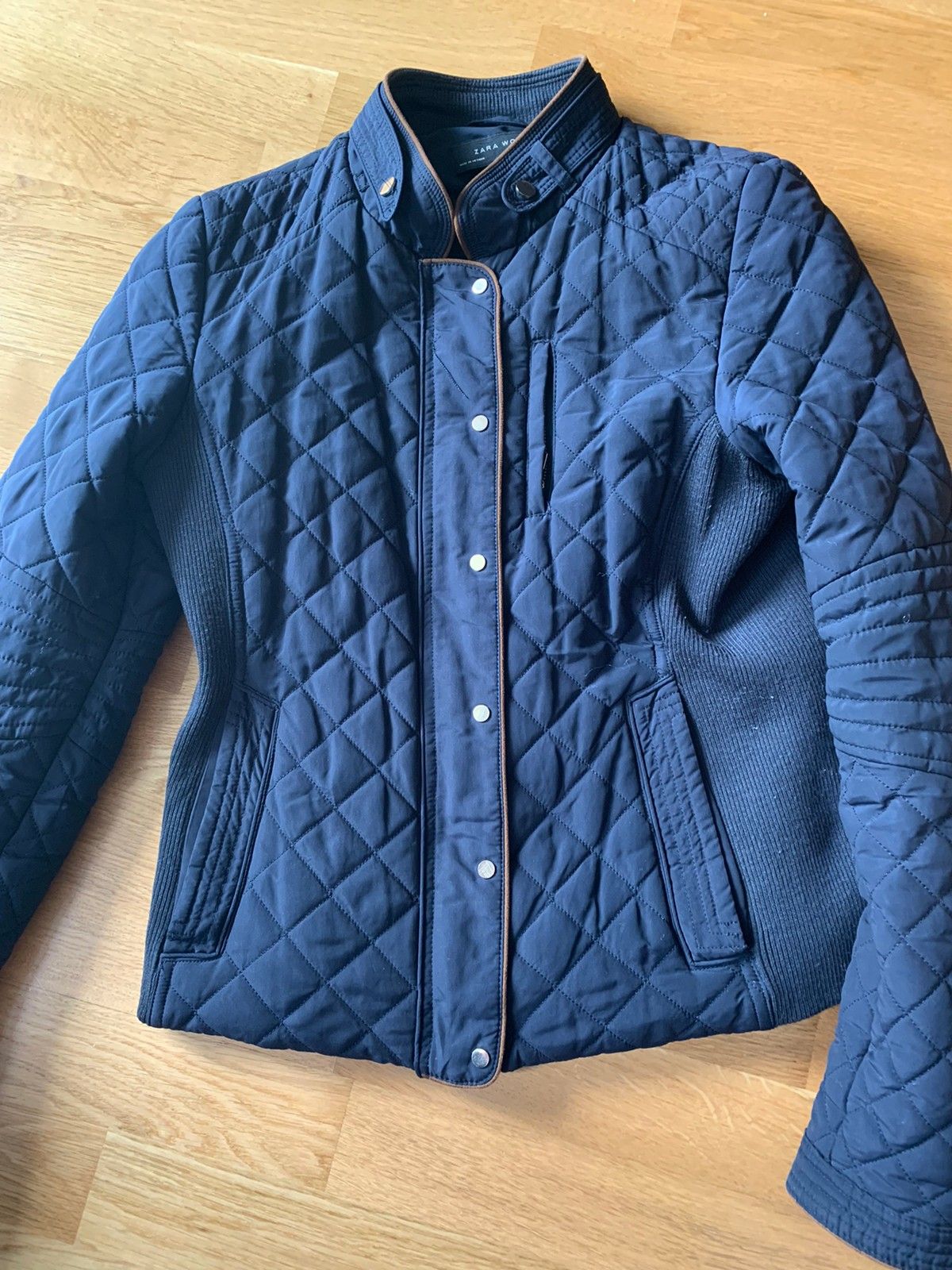 Lite brukt jakke fra Zara | FINN.no Lite brukt jakke fra Zara | FINN.no