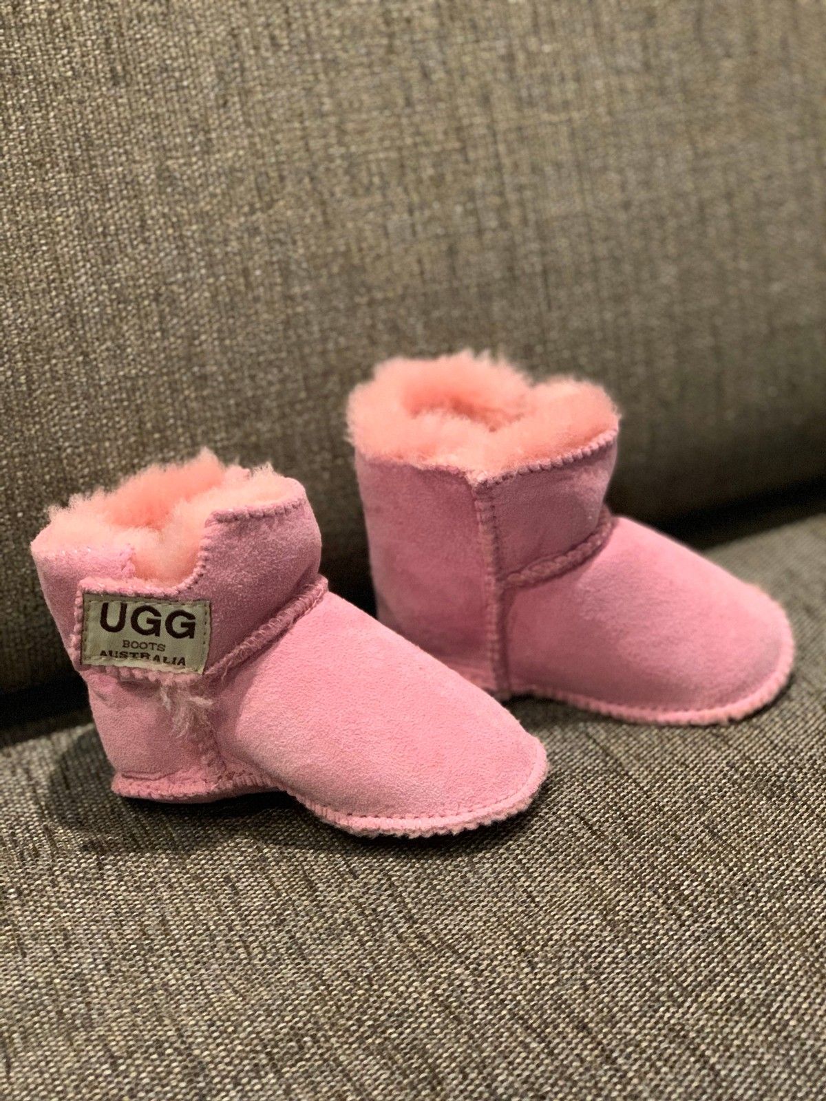 ugg baby rosa