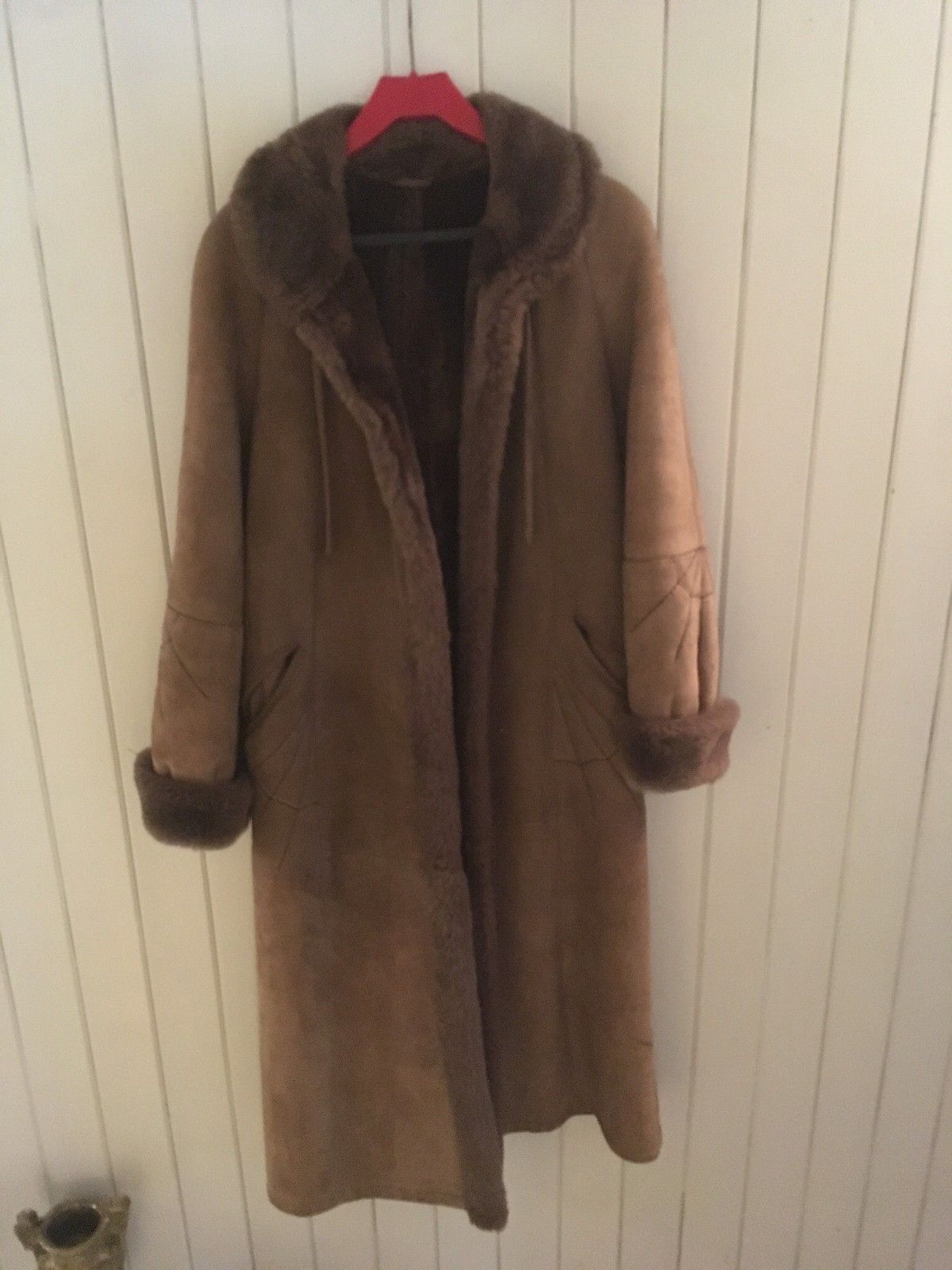 Saueskinnskåpe, vintage Friitala | FINN.no Selger en flott vintage kåpe | FINN.no