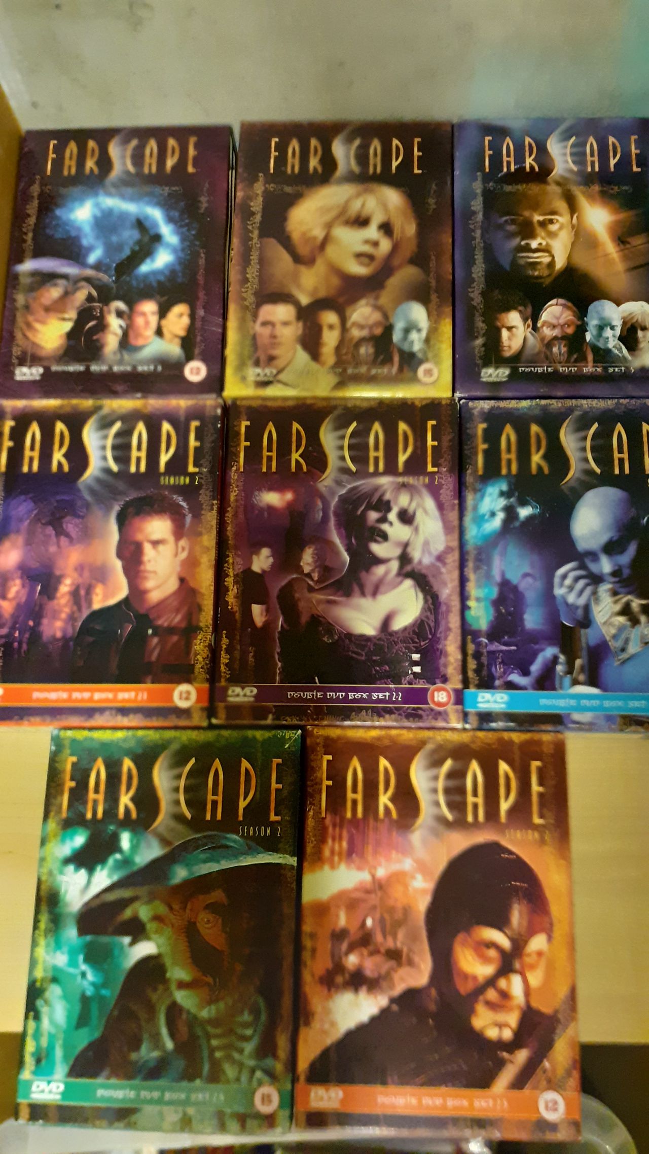 FARSCAPE - 16 dvd ' er. BILLIGST I NORGE | FINN torget