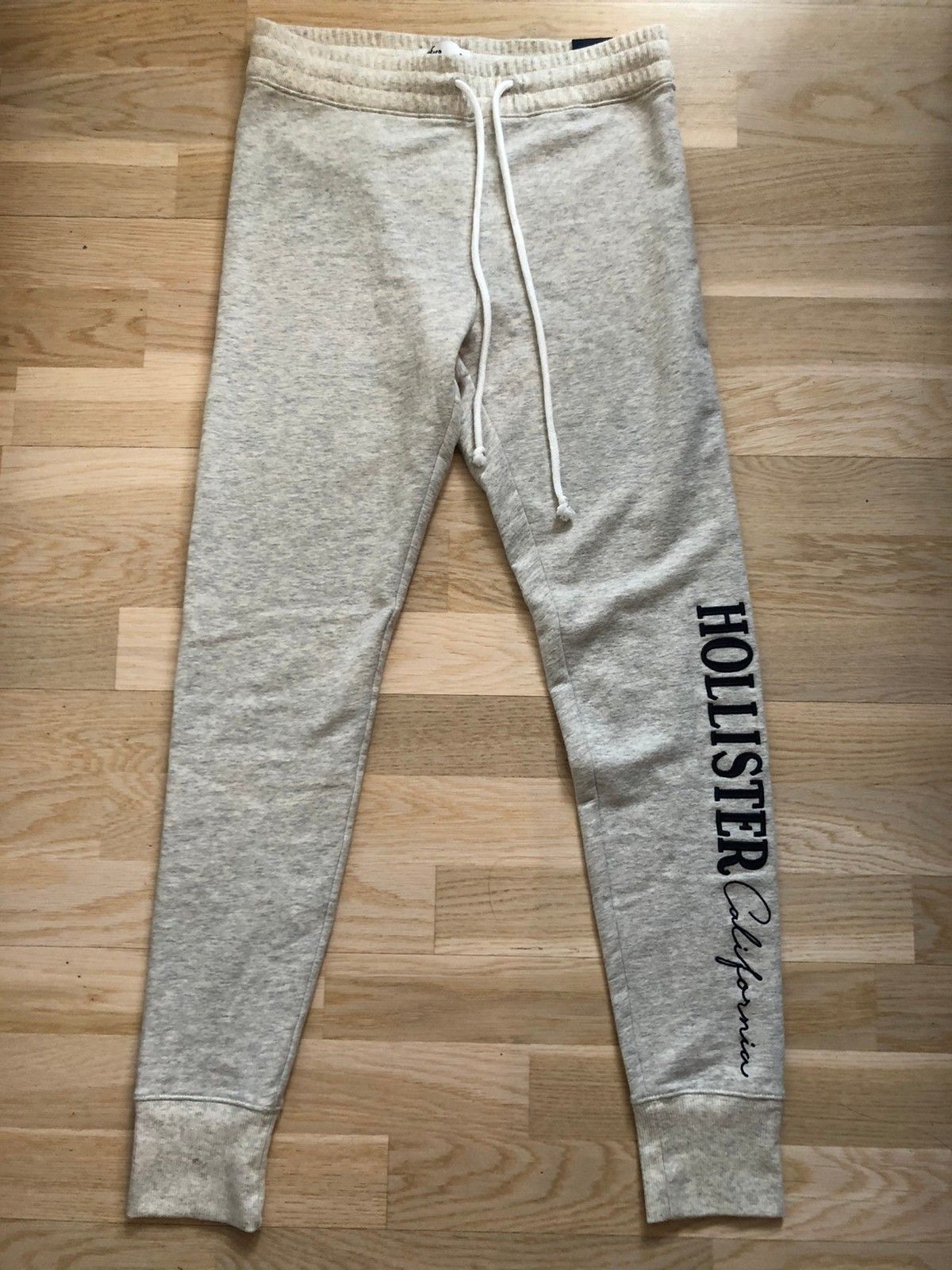 Hollister joggebukse | FINN.no Hollister joggebukse | FINN.no