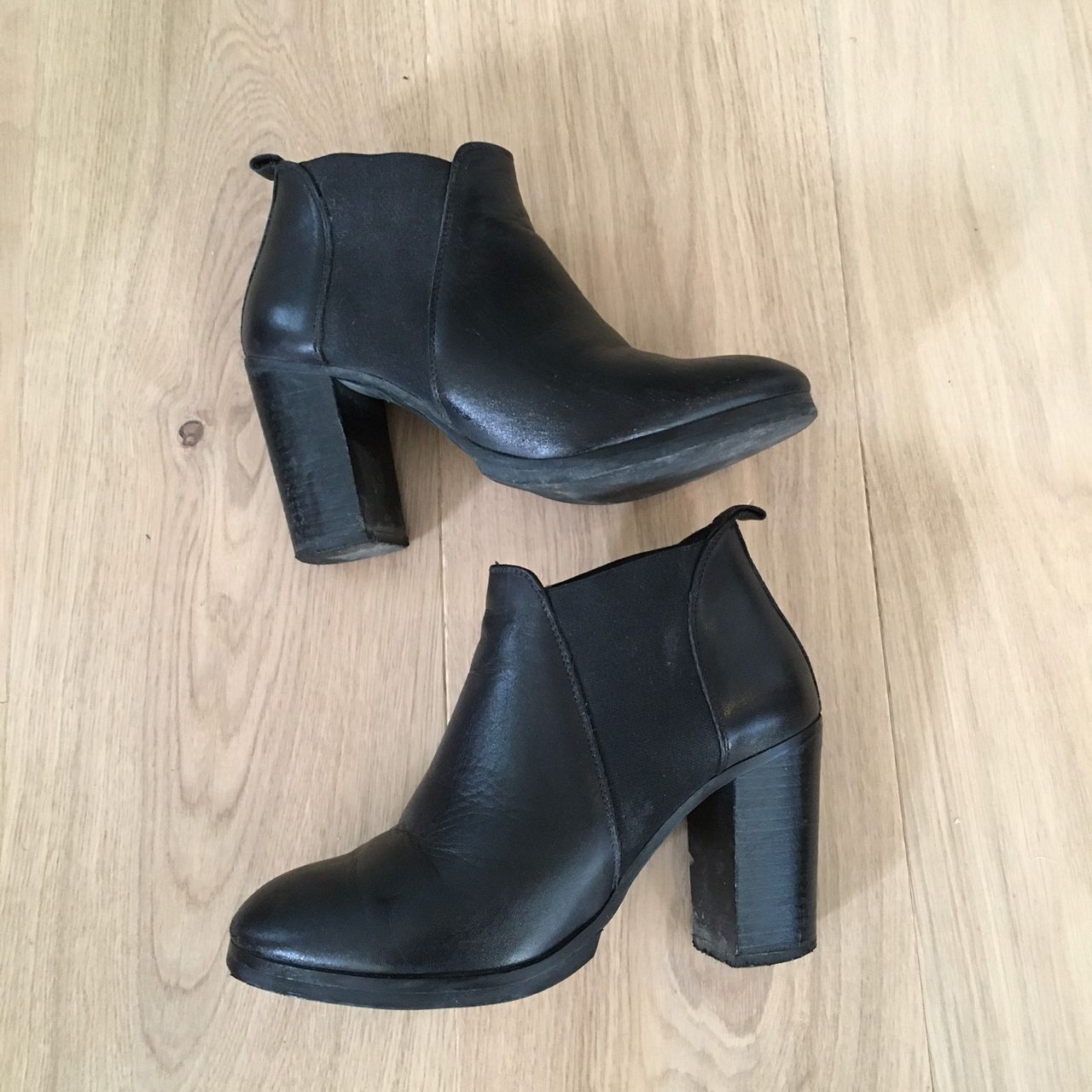 COS svarte skoletter • skinnstøvletter • 100% skinn • str 37 Cos sko i skinn str 36 | FINN.no