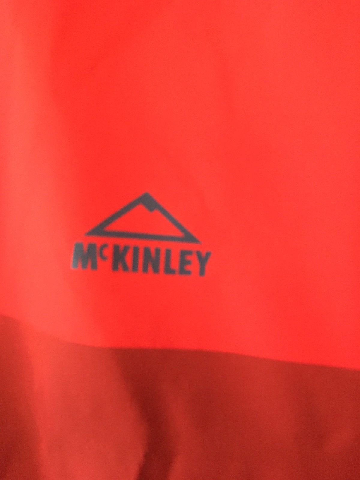 NY ubrukt McKinley vindjakkeskalljakke ! 15000 mm vannsøyle NY ubrukt McKinley vindjakkeskalljakke ! 15000 mm vannsøyle