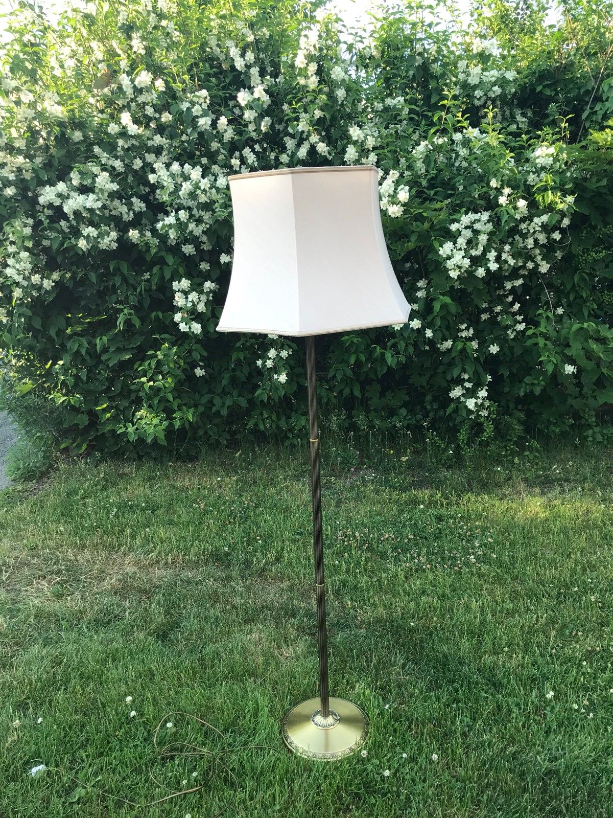 Stålampe i messing | FINN.no Messing stålampe fra IKEA. | FINN.no