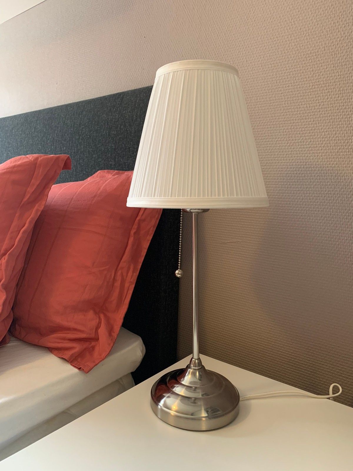 Årstid bordlampe fra Ikea | FINN.no Brukt bord lampe fra IKEA 100 kr | FINN.no