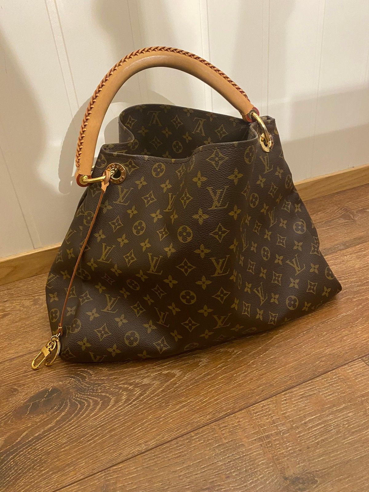 Nesten ny louisvuitton veske type artsy modell. | FINN.no Nesten ny louisvuitton veske type artsy modell. | FINN.no