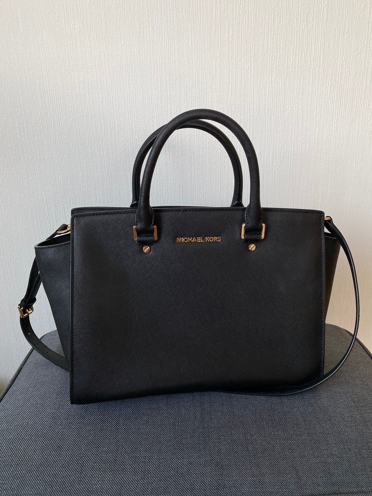 Strøken Michael Kors Selma | FINN.no Michael Kors Selma Large | FINN.no